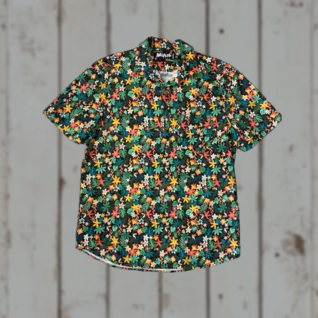 Chubbies Chubbies Weekend Wear Short Sleeve Popover Shirt floral Print Men’s Large Shirt Short Sleeve Casual Button-Up Size US L / EU 52-54 / 3 - 1 Thumbnail