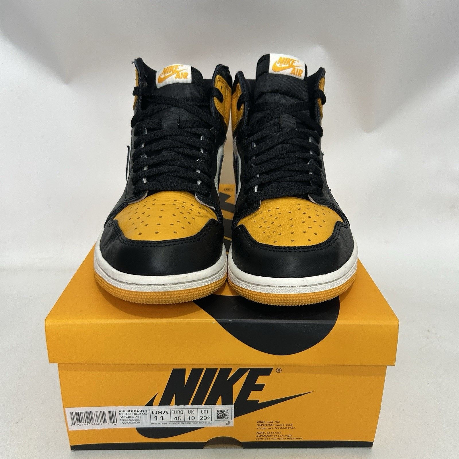 Jordan Brand Nike Air Jordan 1 Retro High OG “Yellow Toe/Taxi” Size US 11 / EU 44 - 2 Thumbnail