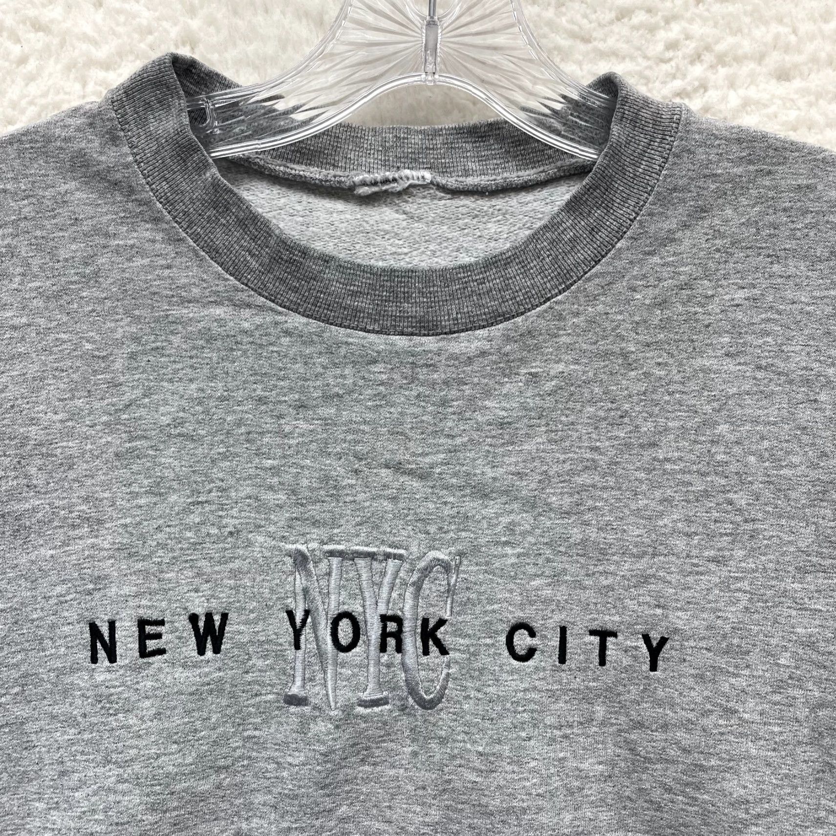 Vintage VINTAGE New York City Sweatshirt Sweater XL Grey Embroidered Crewneck Pullover Mens Size US XL / EU 56 / 4 - 3 Thumbnail