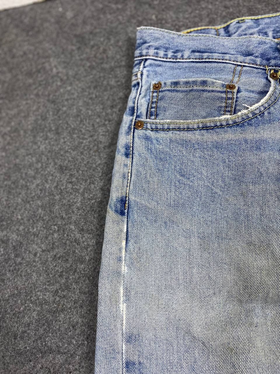 Levi's levis 550 distressed denim nice design Size US 40 / EU 56 - 14 Thumbnail