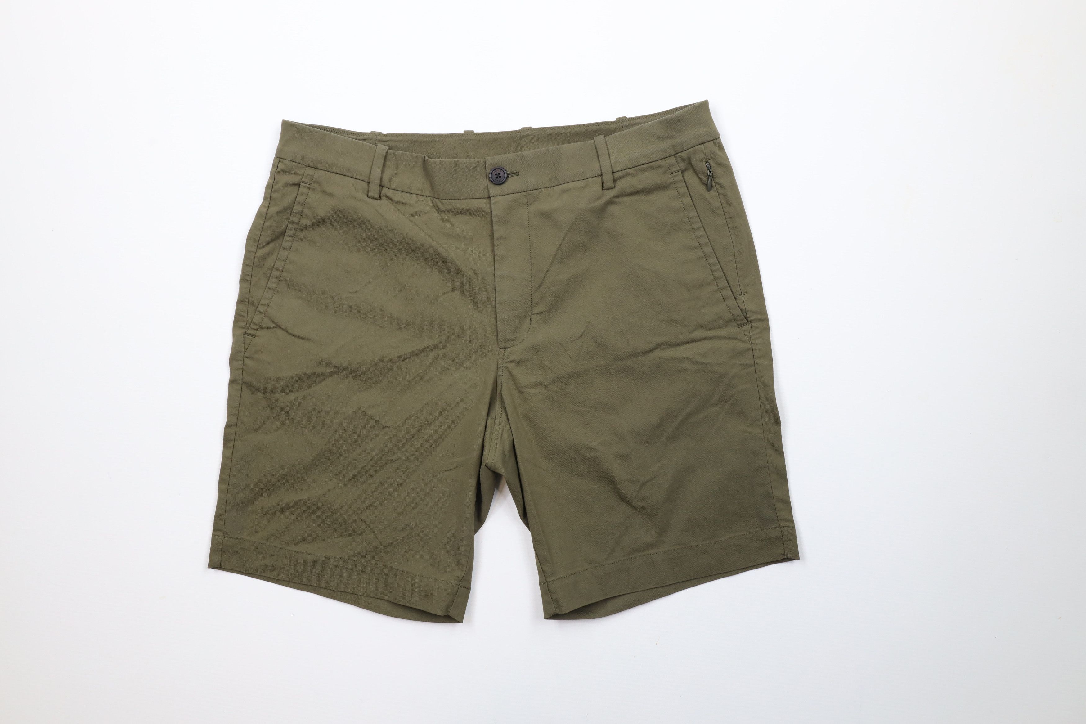 Kit and Ace × Vintage Kit & Ace Flat Front Above Knee Tech Chino Shorts Olive Size US 32 / EU 48 - 1 Thumbnail