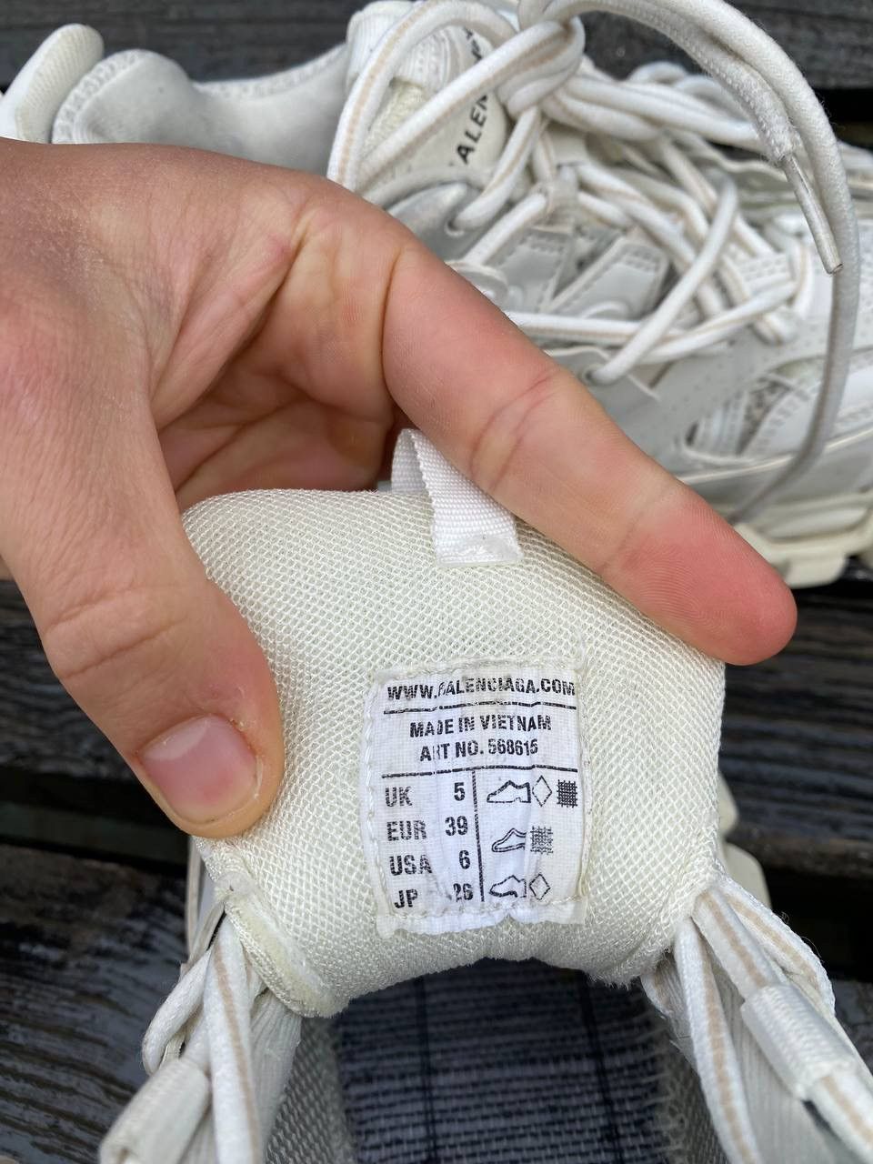 Balenciaga BALENCIAGA Track Sneaker White Size 39 Size US 6 / IT 36 - 8 Thumbnail