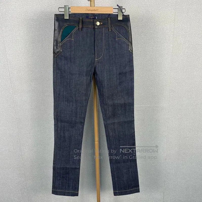 Louis Vuitton Louis Vuitton Women's Deep Blue Denim Pants . Size 23" - 1 Thumbnail