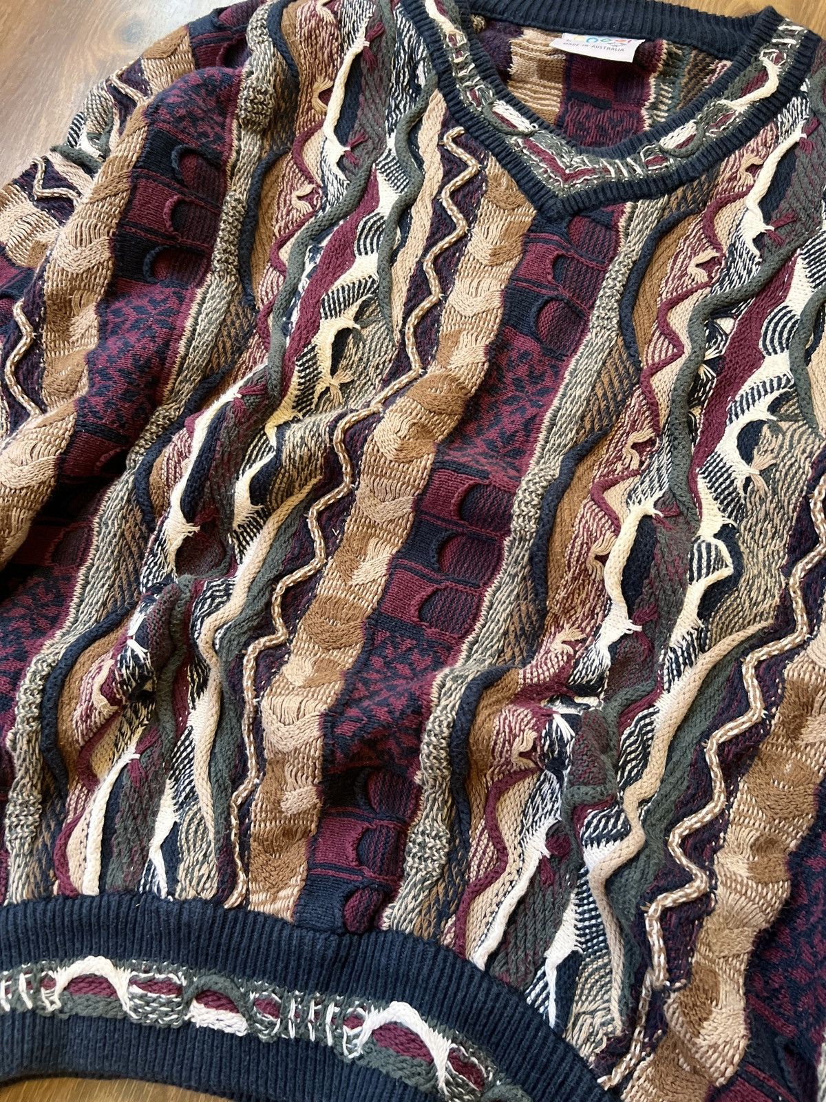 Coogi Rare Coogi V Neck 3D Knit /Sweater (Red/Brown/White/Blue) Size US L / EU 52-54 / 3 - 6 Thumbnail
