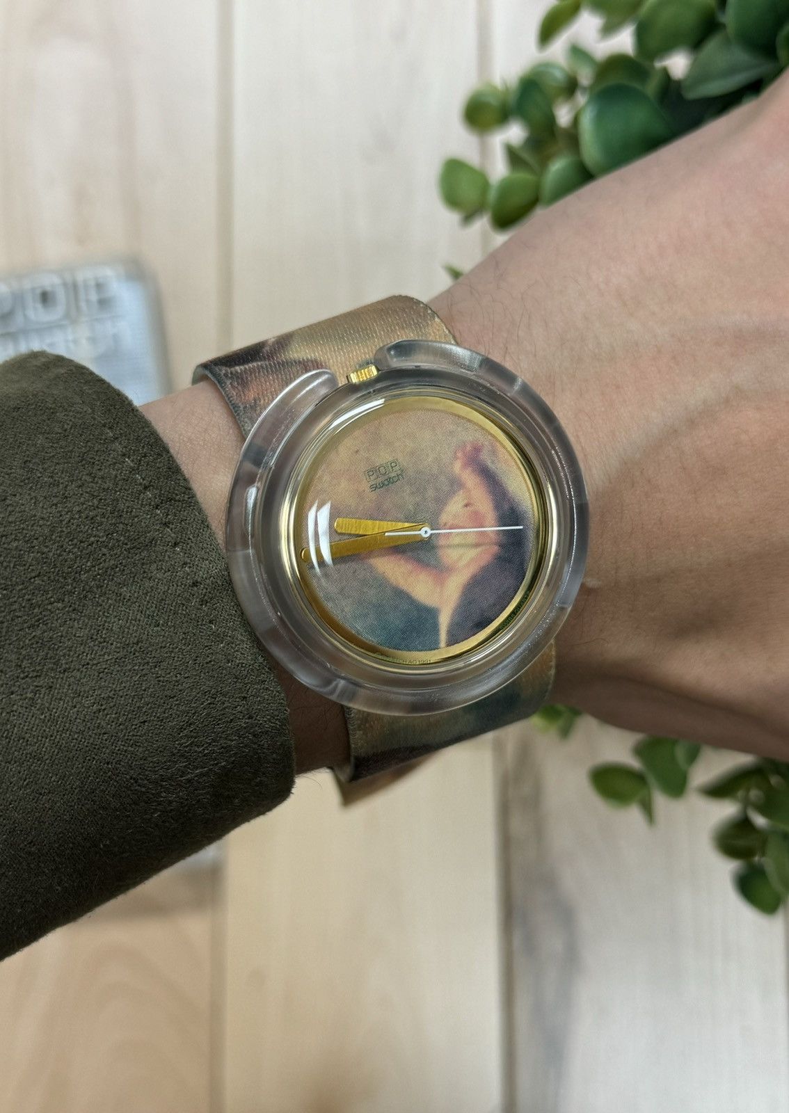 Vivienne Westwood SS1991 Vivienne Westwood ‘Swarm Of Cupids’ Swatch. Size ONE SIZE - 4 Thumbnail