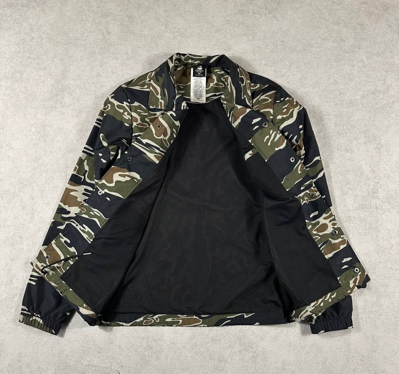 New Balance New Balance Camo Coach Jacket Size US S / EU 44-46 / 1 - 5 Thumbnail