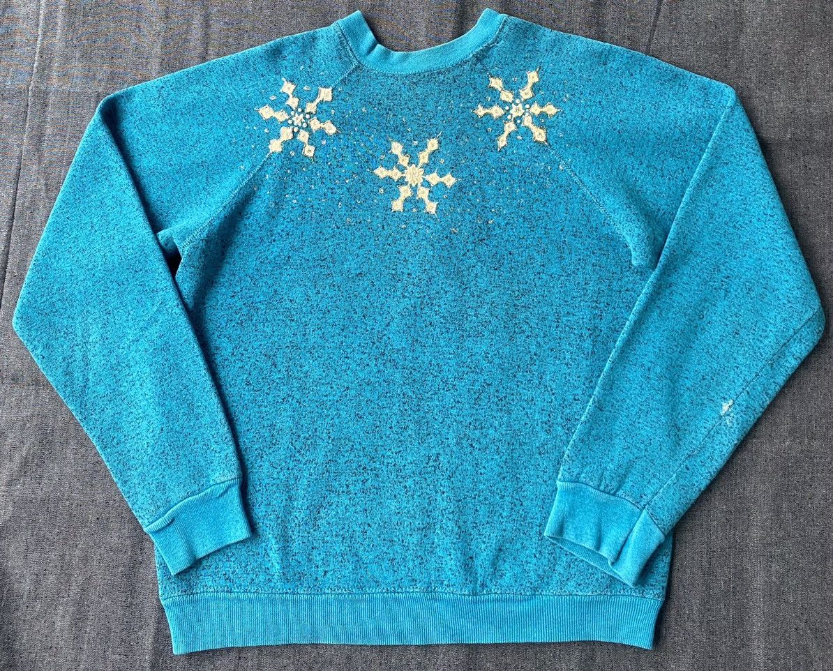 Tultex Vintage 80’s Snowflake Christmas Sweatshirt Women’s Small Size S / US 4 / IT 40 - 1 Thumbnail
