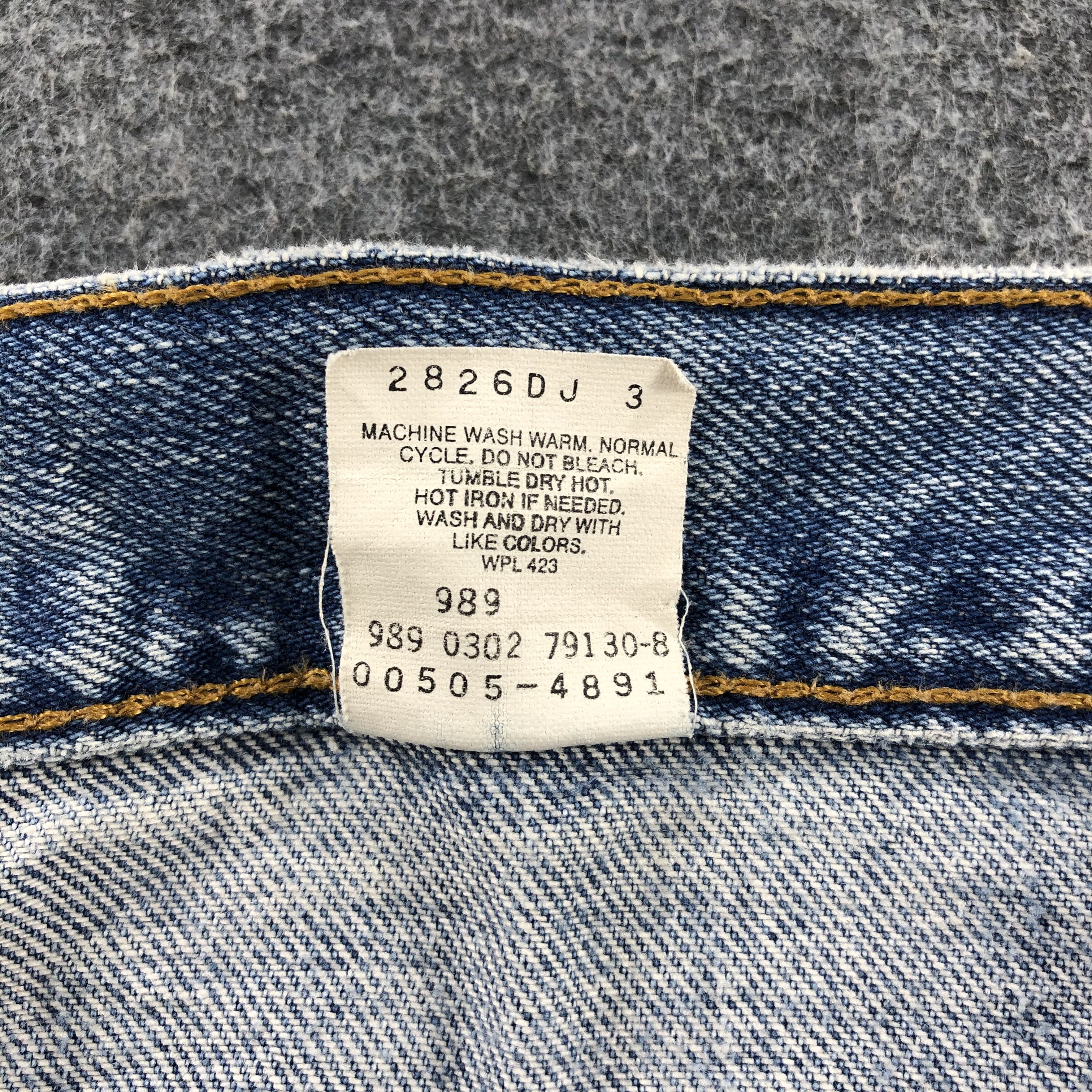 Levi's × Vintage Vintage 90s Light Wash Levis 505 Jeans-JM1874 Size US 38 / EU 54 - 11 Thumbnail