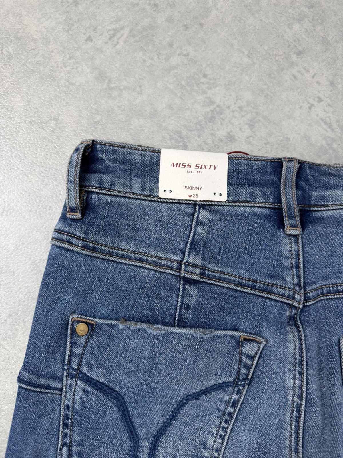 Miss Sixty Miss Sixty Bettie Cropped Denim Jeans Size 25 Size 25" / US 0 / IT 36 - 10 Thumbnail