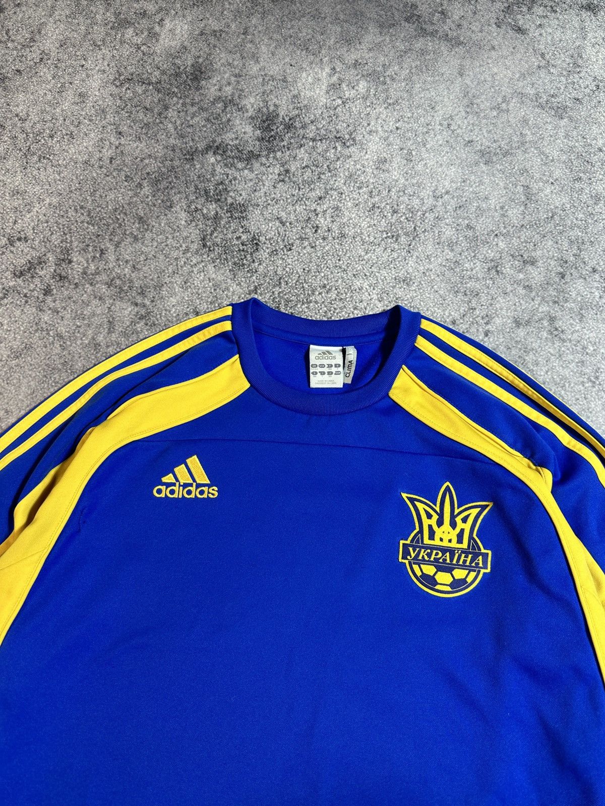 Adidas × Vintage Vintage Ukraine Soccer Sweatshirt Streetwear Rare L USA Y2K Size US L / EU 52-54 / 3 - 3 Thumbnail