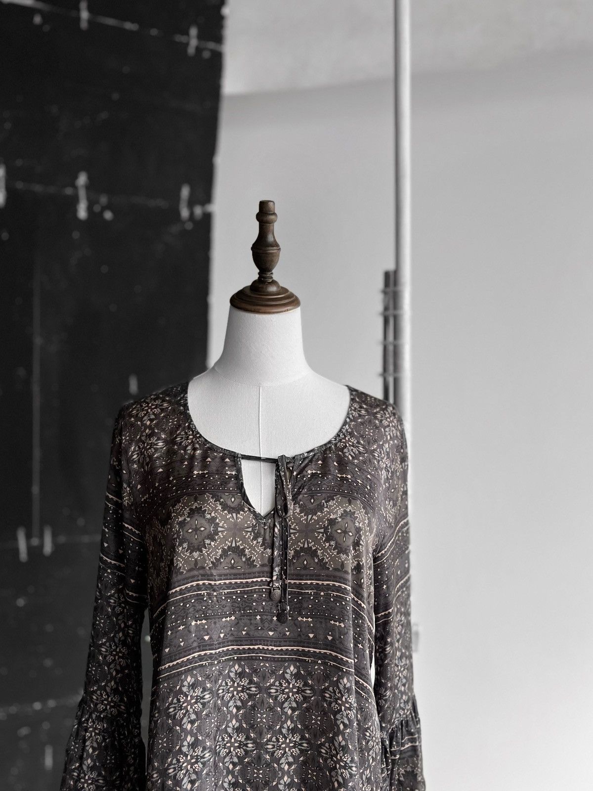 Odd Molly Odd Molly Women Gray Long Sleeve Blouse Top Shirt Full Print Size M / US 6-8 / IT 42-44 - 2 Thumbnail