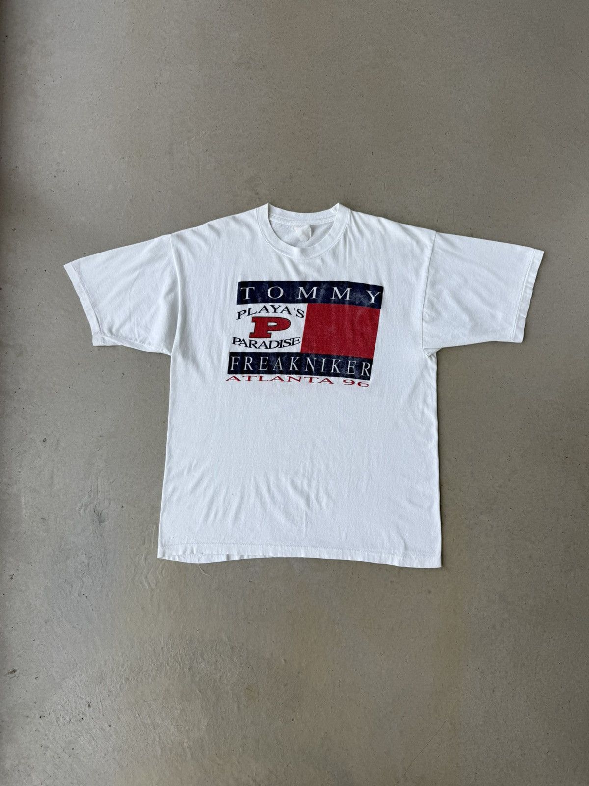 Vintage Vintage 1996 Freaknik Atlanta Tommy Hilfiger Parody T-Shirt Size US L / EU 52-54 / 3 - 1 Thumbnail