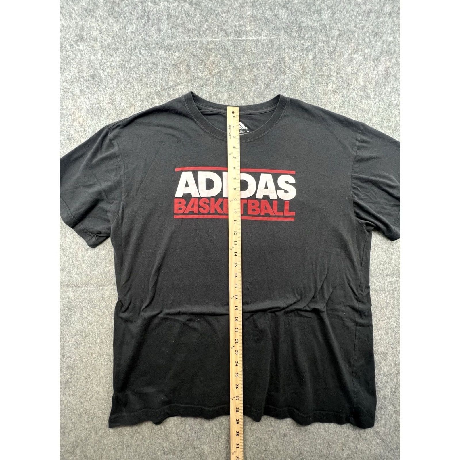 Adidas adidas Basketball Red Black White Men's Graphic T-Shirt 2XL Crew Neck Short Sleeve Logo Sports 2020s Mens Size US XXL / EU 58 / 5 - 3 Thumbnail