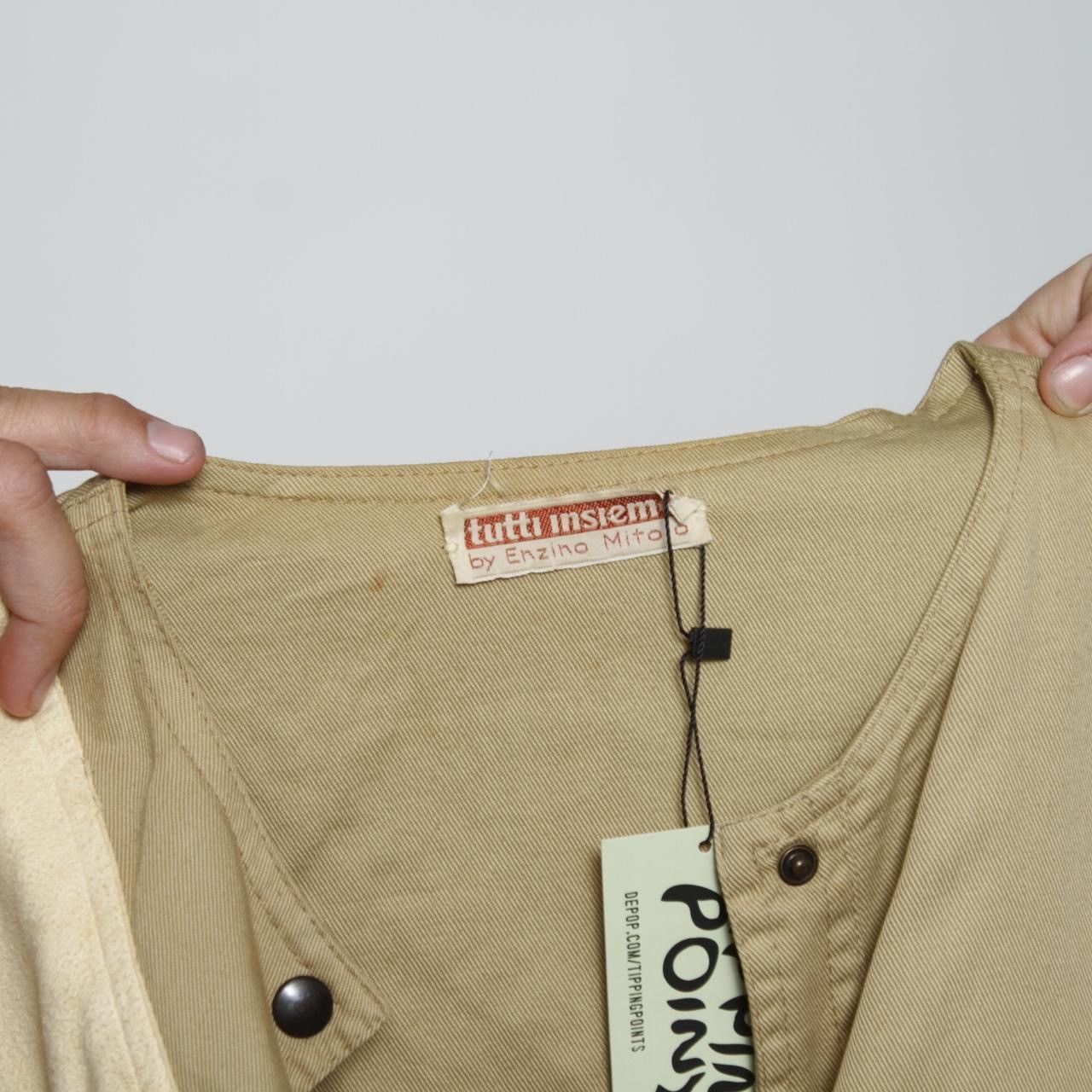 Vintage TAN TECHNICAL VEST BY TUTTI INSIEME Size US L / EU 52-54 / 3 - 7 Thumbnail