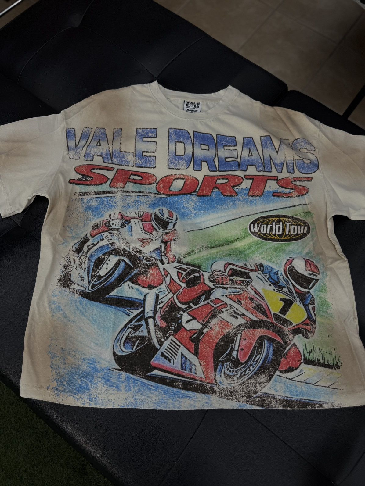 Vale Valley White World Tour Racing Tee Size XL (NEW) Size US XL / EU 56 / 4 - 2 Thumbnail