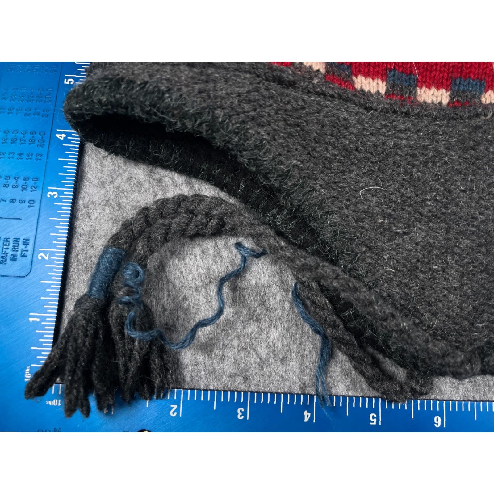 Vintage REI Beanie Adult Gray Knit Wool Blend Poly Lined Ear Flap Tassel Carded Pattern Striped Hat Mens Size One Size Fall Winter Spring Summer Casual Travel Size ONE SIZE - 2 Thumbnail