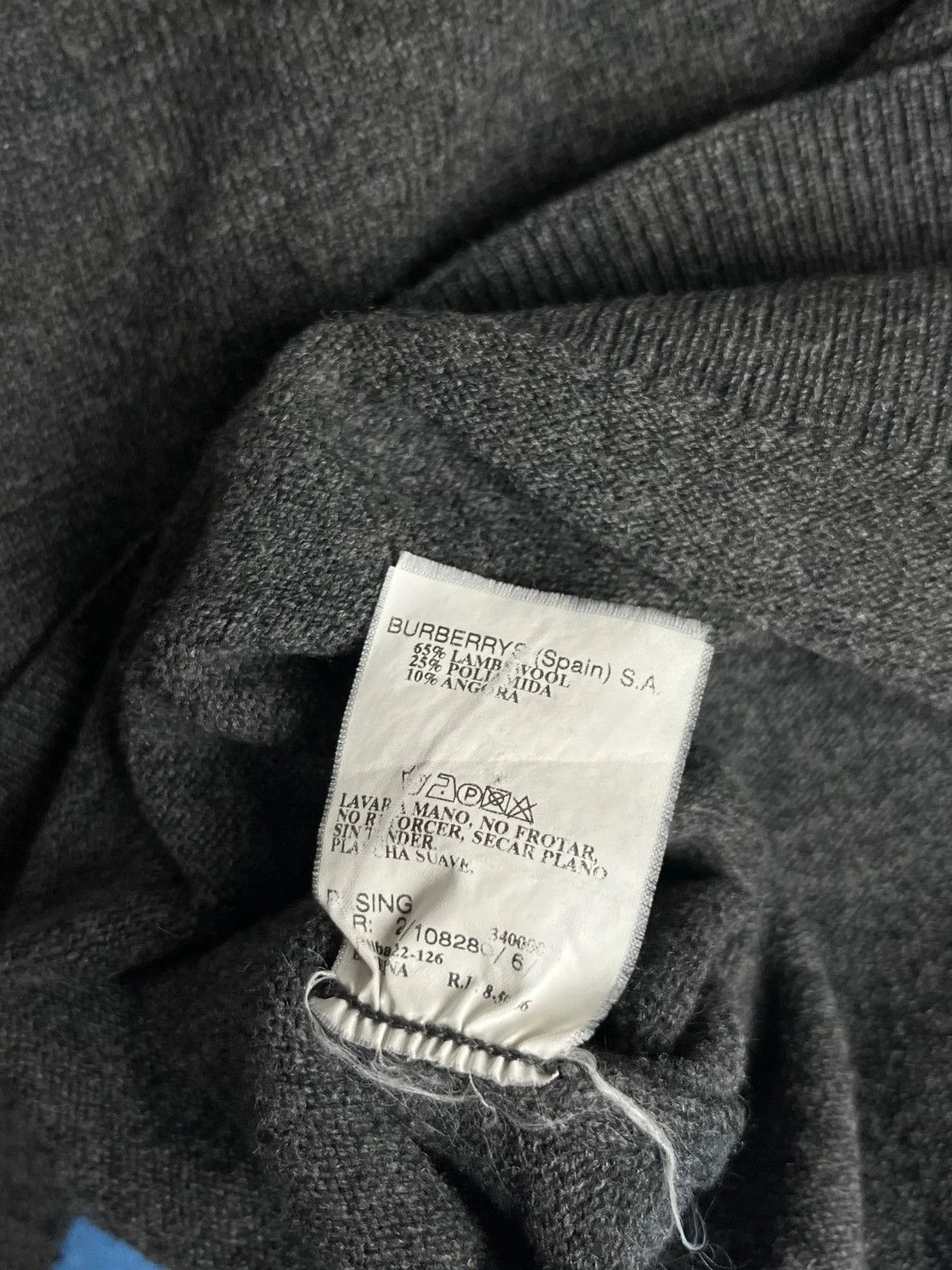 Burberry Vintage 90s Burberrys Lambswool Angora V-Neck Old Money Size US XL / EU 56 / 4 - 6 Thumbnail