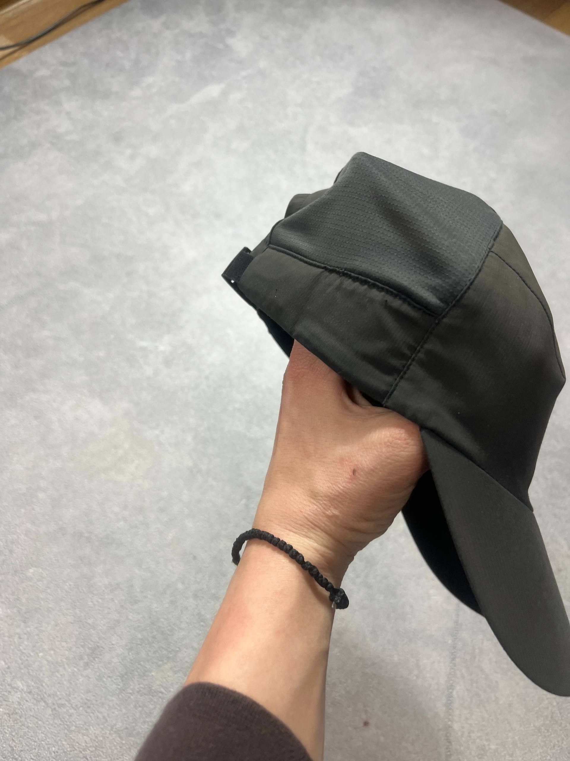 Arc'teryx Rare Black Arc’teryx Hat Cap Size OS Black Simple Size ONE SIZE - 5 Thumbnail