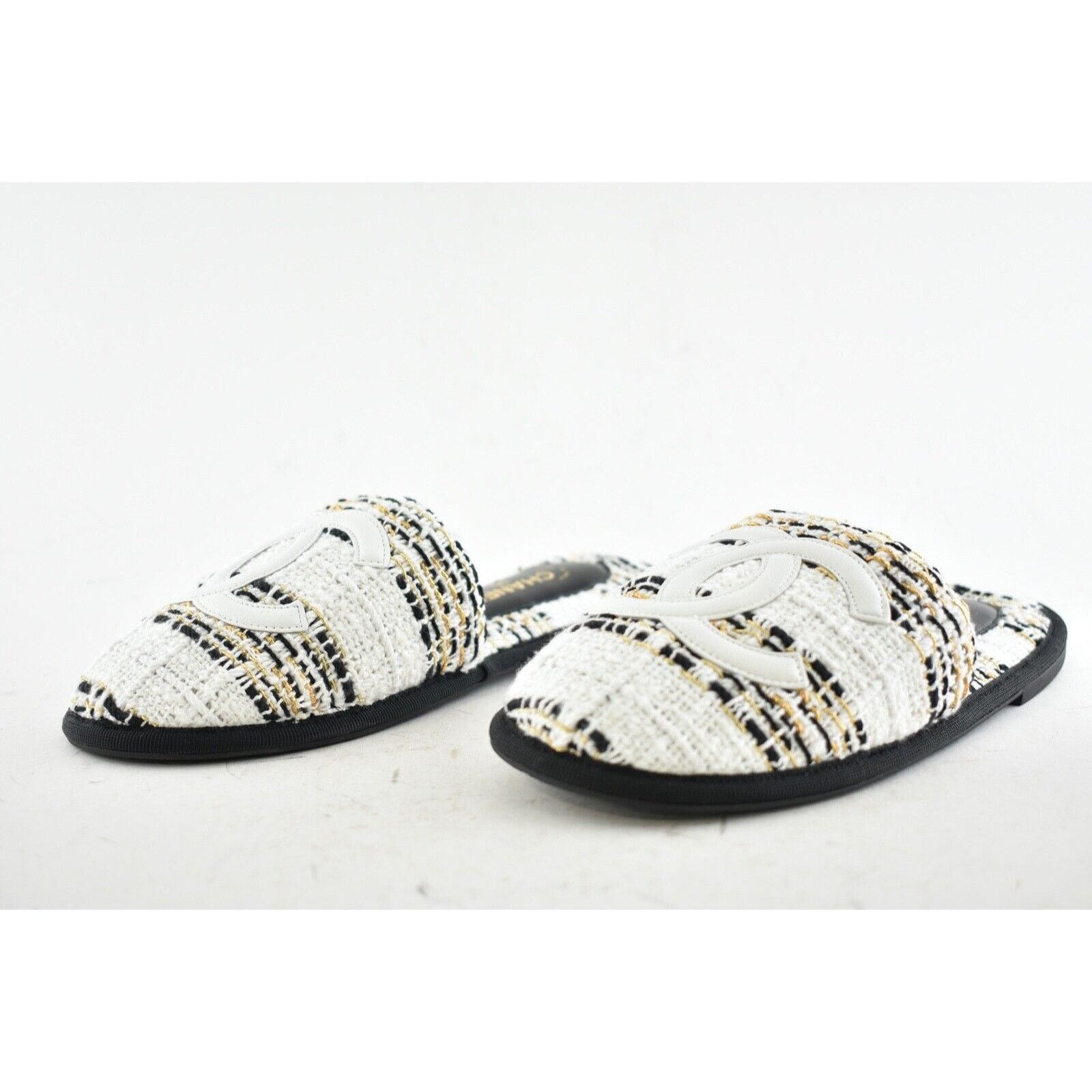 Chanel 19C Tweed House Slipper CC Logo Slip On Mule Flats XS Size US 5 / IT 35 - 6 Thumbnail