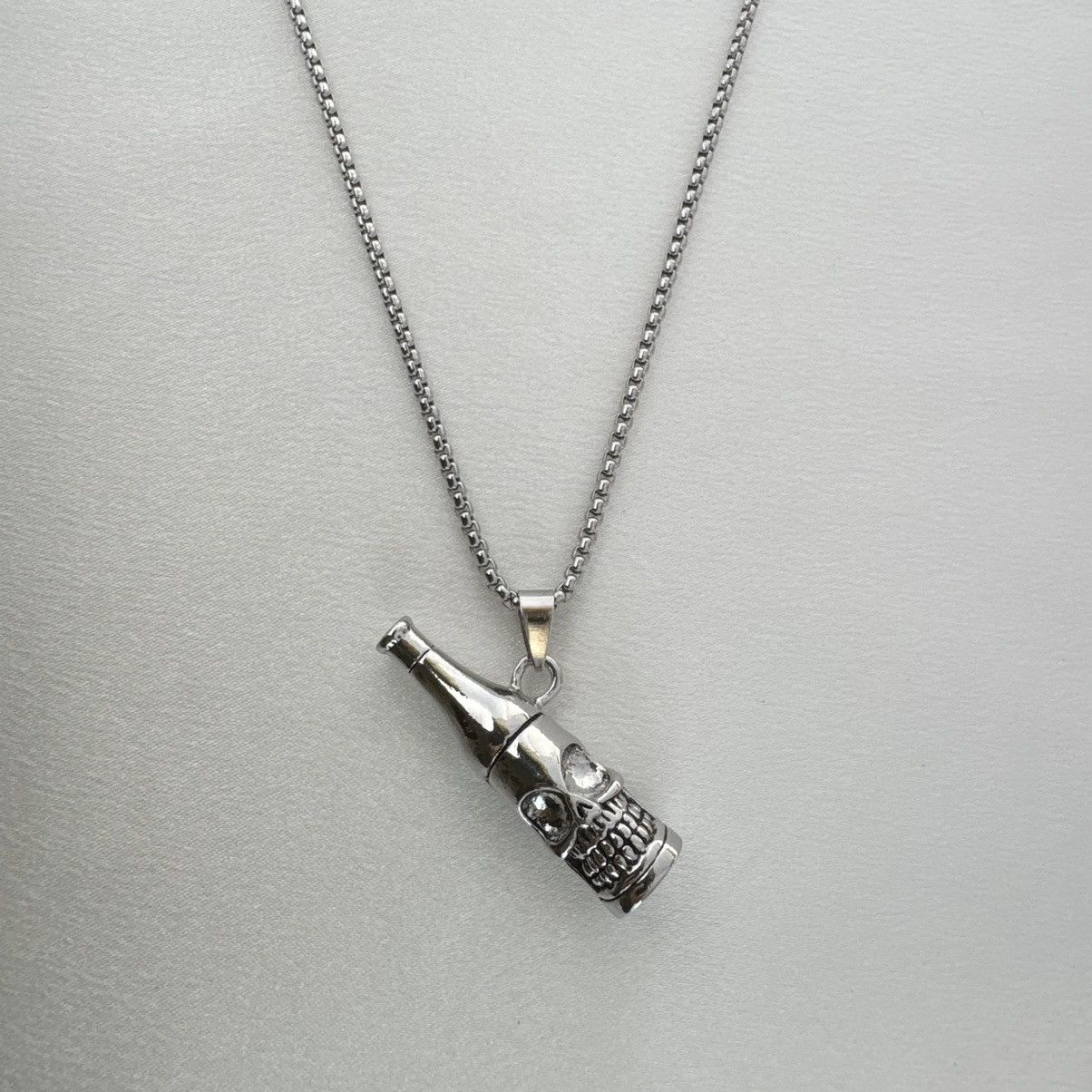 Other Skull Bottle Pendant Necklace for Men Women,Unisex Style Size ONE SIZE - 1 Thumbnail