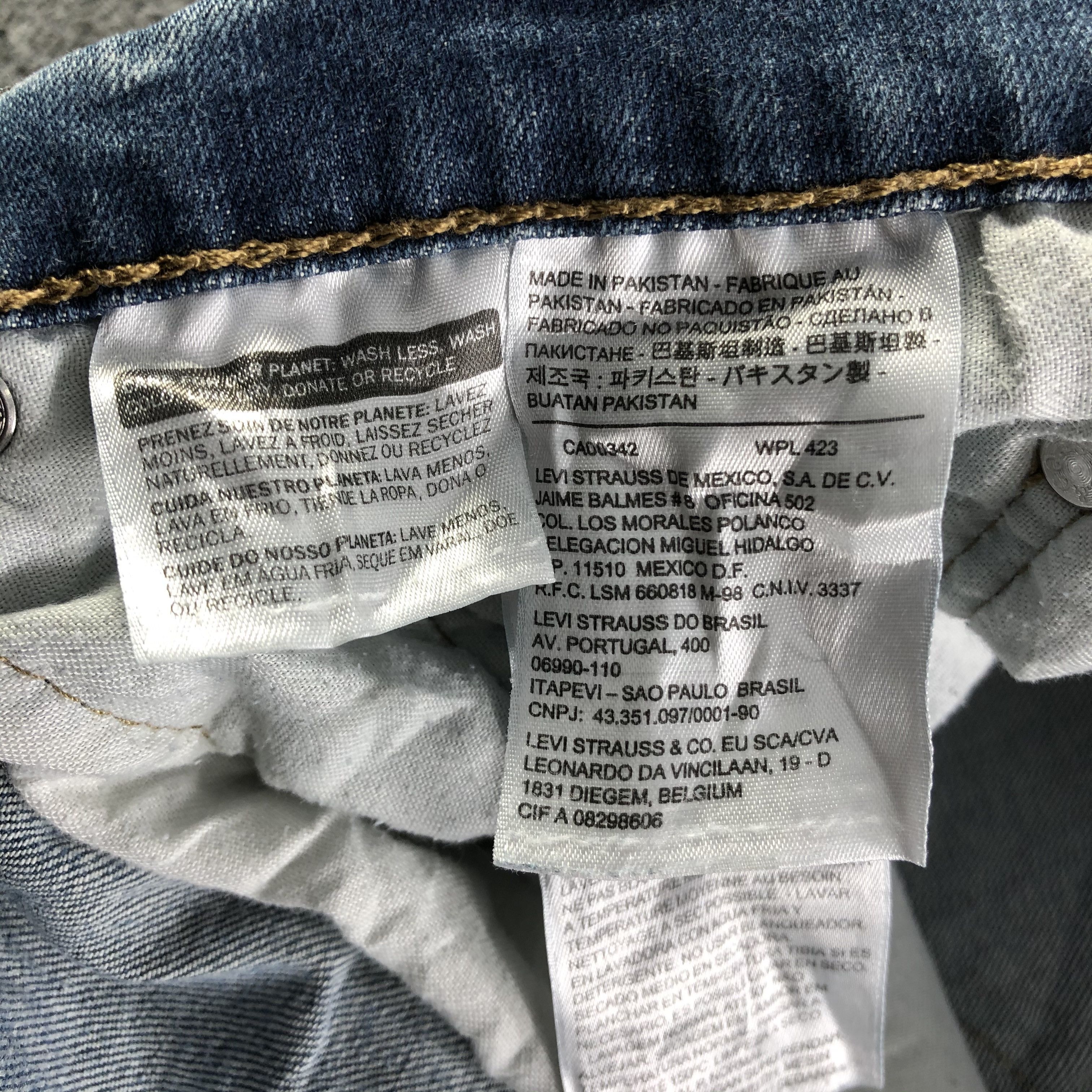 Levi's Vintage Blue Wash Levis 559 Jeans-J4199 Size US 36 / EU 52 - 9 Thumbnail