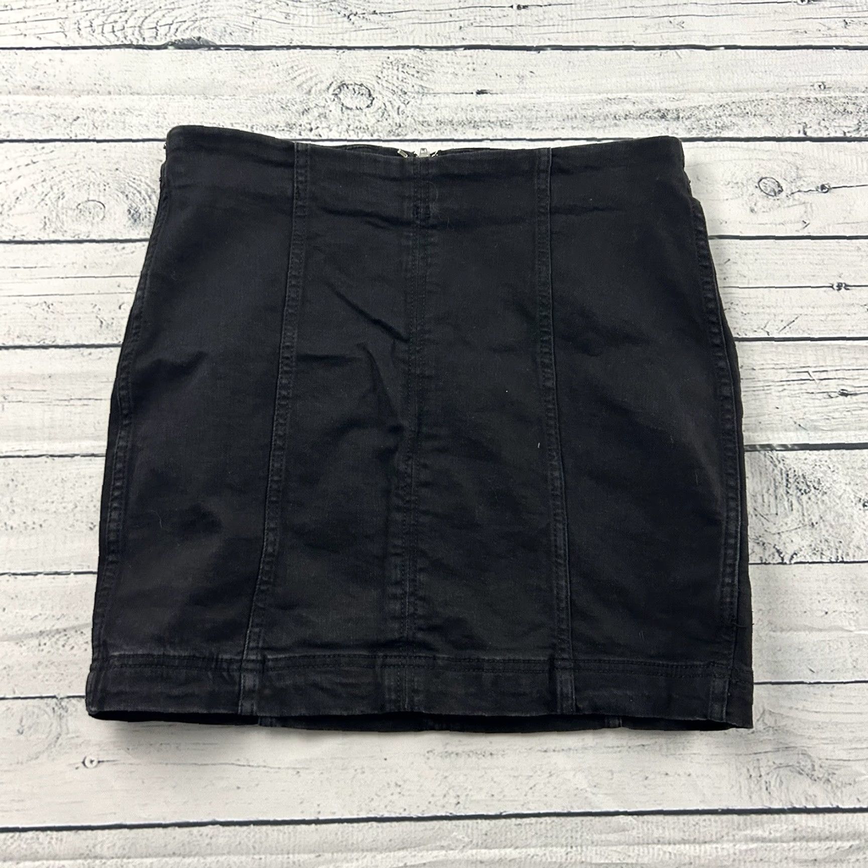 Free People Free People Mini Skirt Women 8 Black Denim Skirt Short Mini Womens 8 Black Denim Size 30" / US 8 / IT 44 - 2 Thumbnail