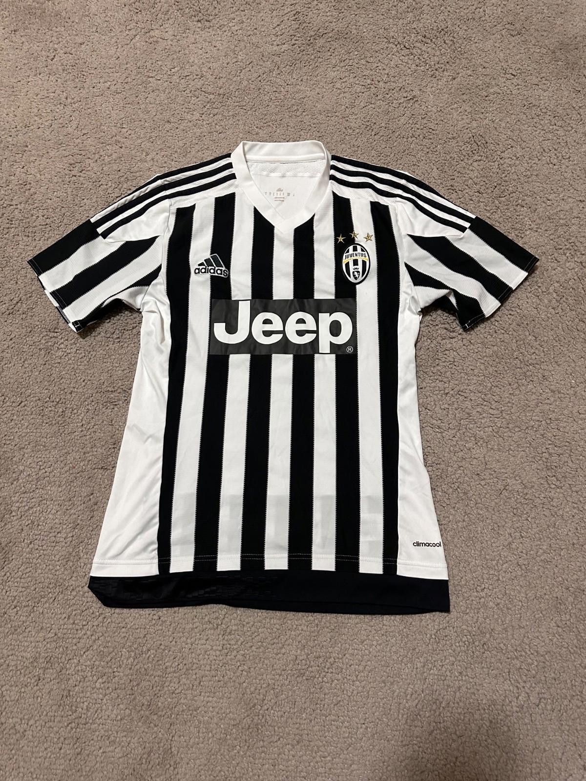 Adidas JUVENTUS 2015 2016 HOME FOOTBALL SHIRT SOCCER JERSEY ADIDAS Size US S / EU 44-46 / 1 - 3 Thumbnail