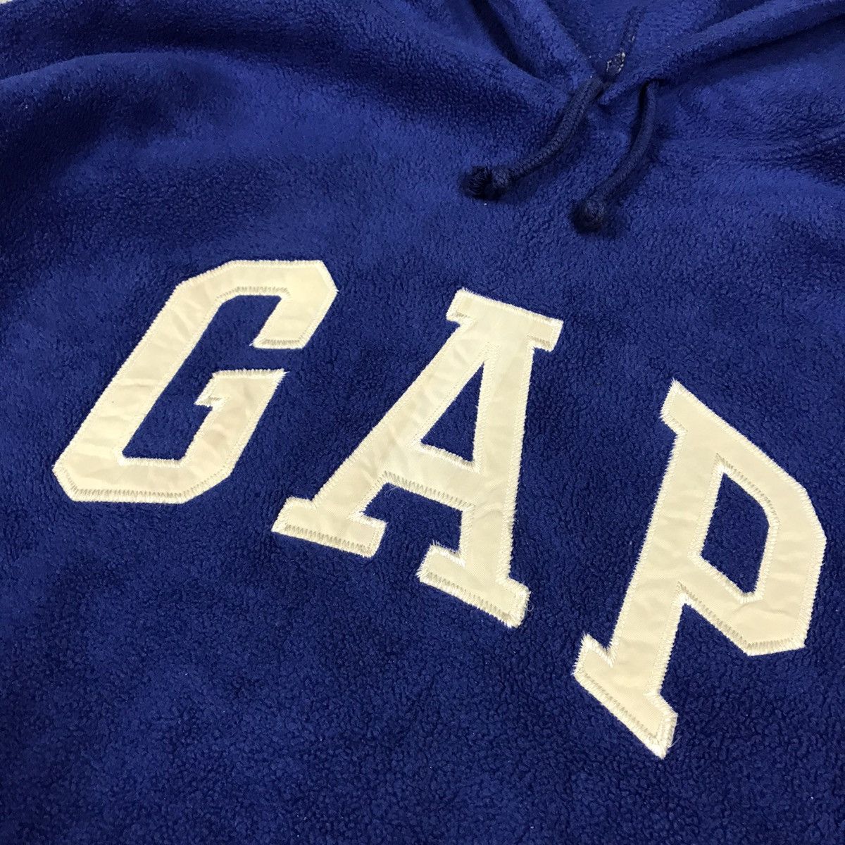 Gap Offer💥Gap embroidery sweatshirt hoodie Blue Colour size M Size US M / EU 48-50 / 2 - 5 Thumbnail