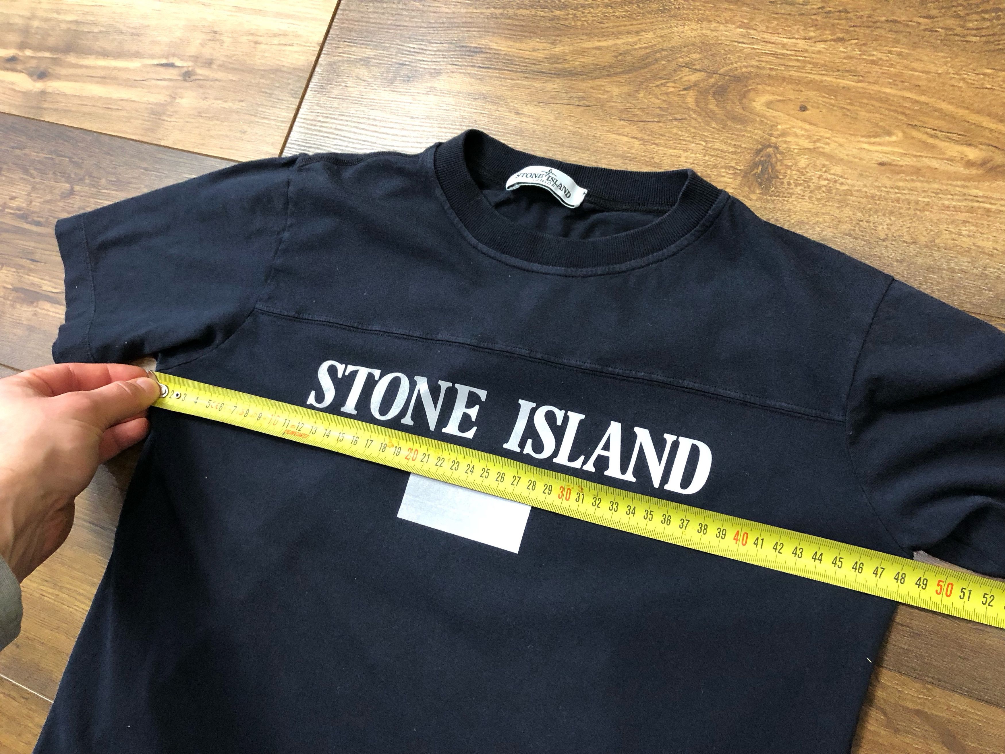 Stone Island Stone Island Junior Reflective logo t-shirt size 14y/170 cm Size US XXS / EU 40 - 8 Thumbnail