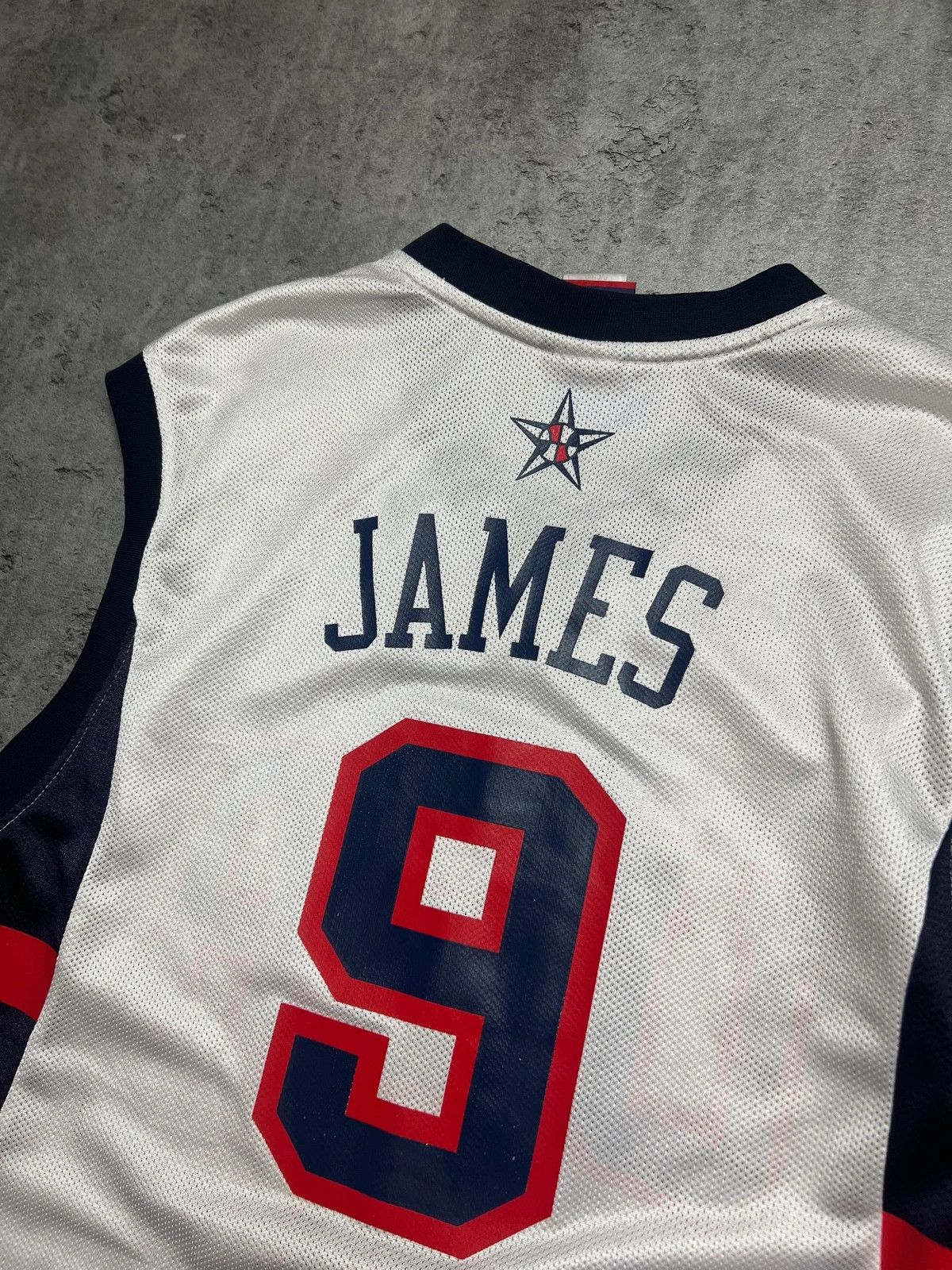 Reebok White LeBron james basketball USA reebok jersey 9 Size US S / EU 44-46 / 1 - 3 Thumbnail