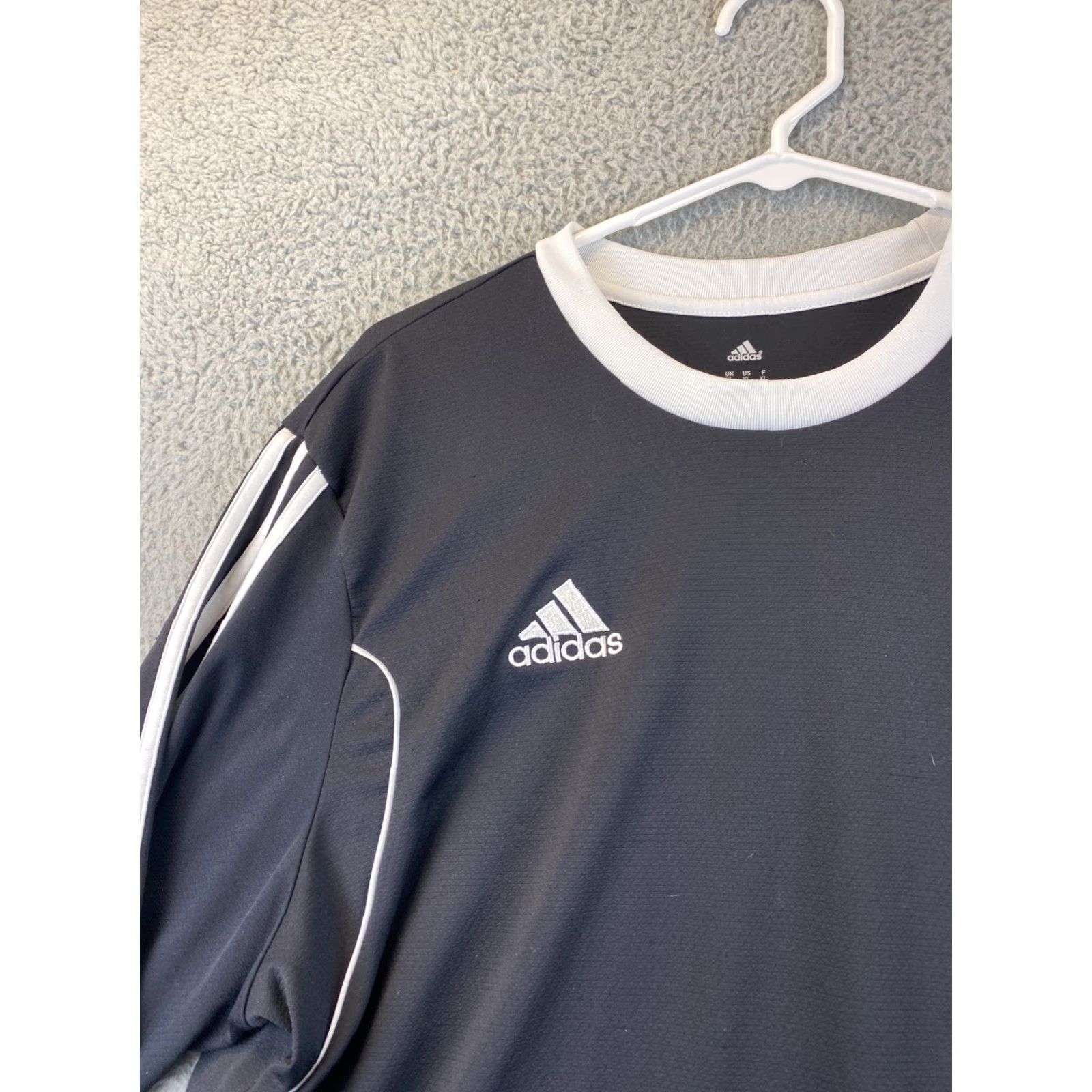 Adidas Adidas Men Activewear Top XL Logo Long Sleeve Crew Neck Pullover /82-21 Size US XL / EU 56 / 4 - 2 Thumbnail