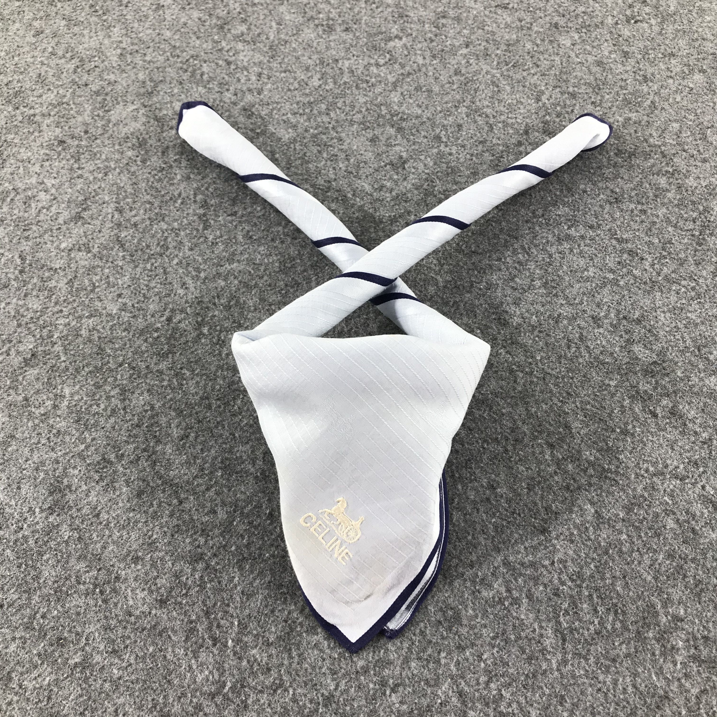 Celine Celine Handkerchief Neckerchief Bandana H113 Size ONE SIZE - 1 Thumbnail