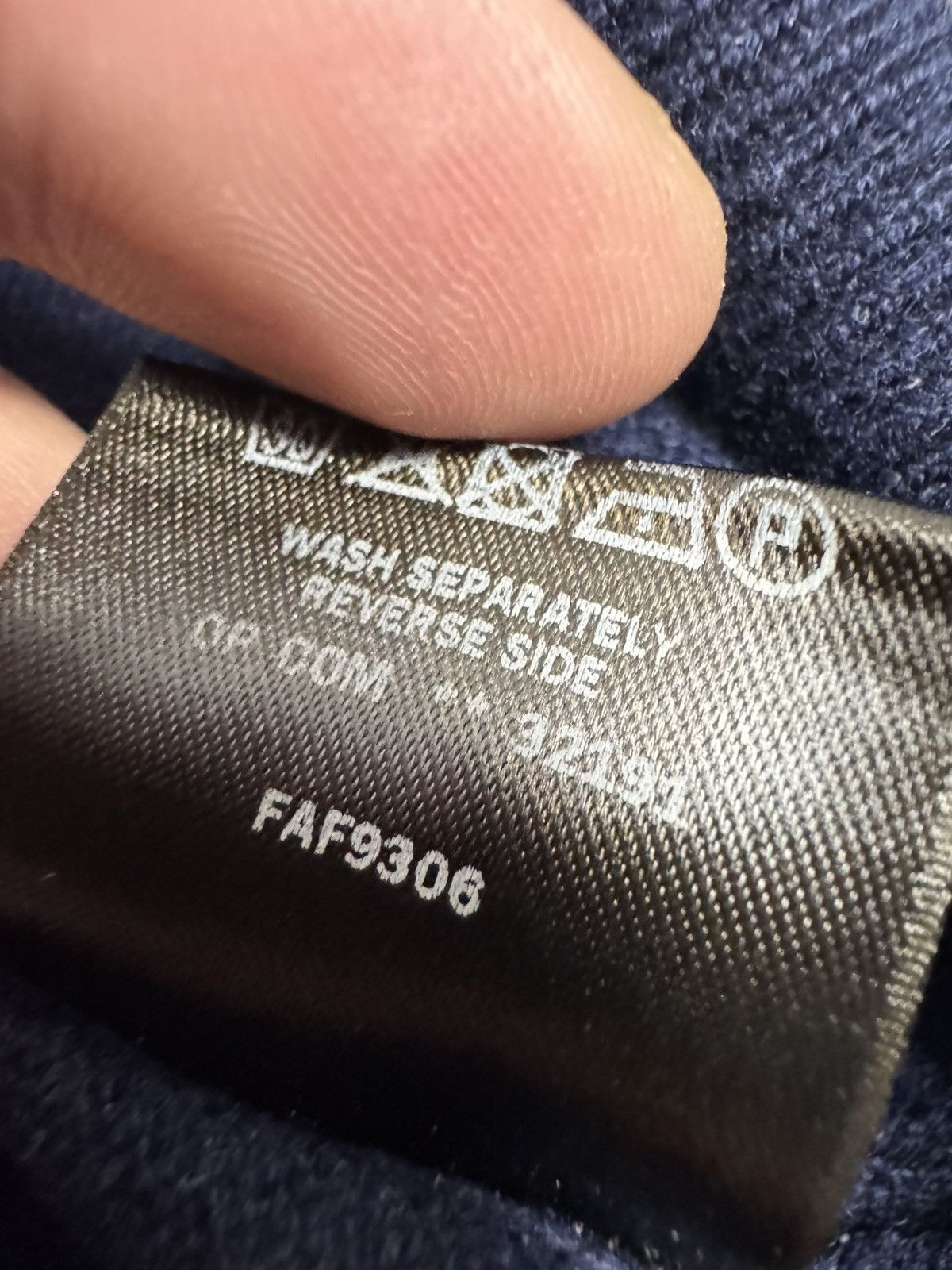 Loro Piana Loro Piana Half-Castle Rare Cashmere Club Size L Dark Blue Size US L / EU 52-54 / 3 - 10 Thumbnail
