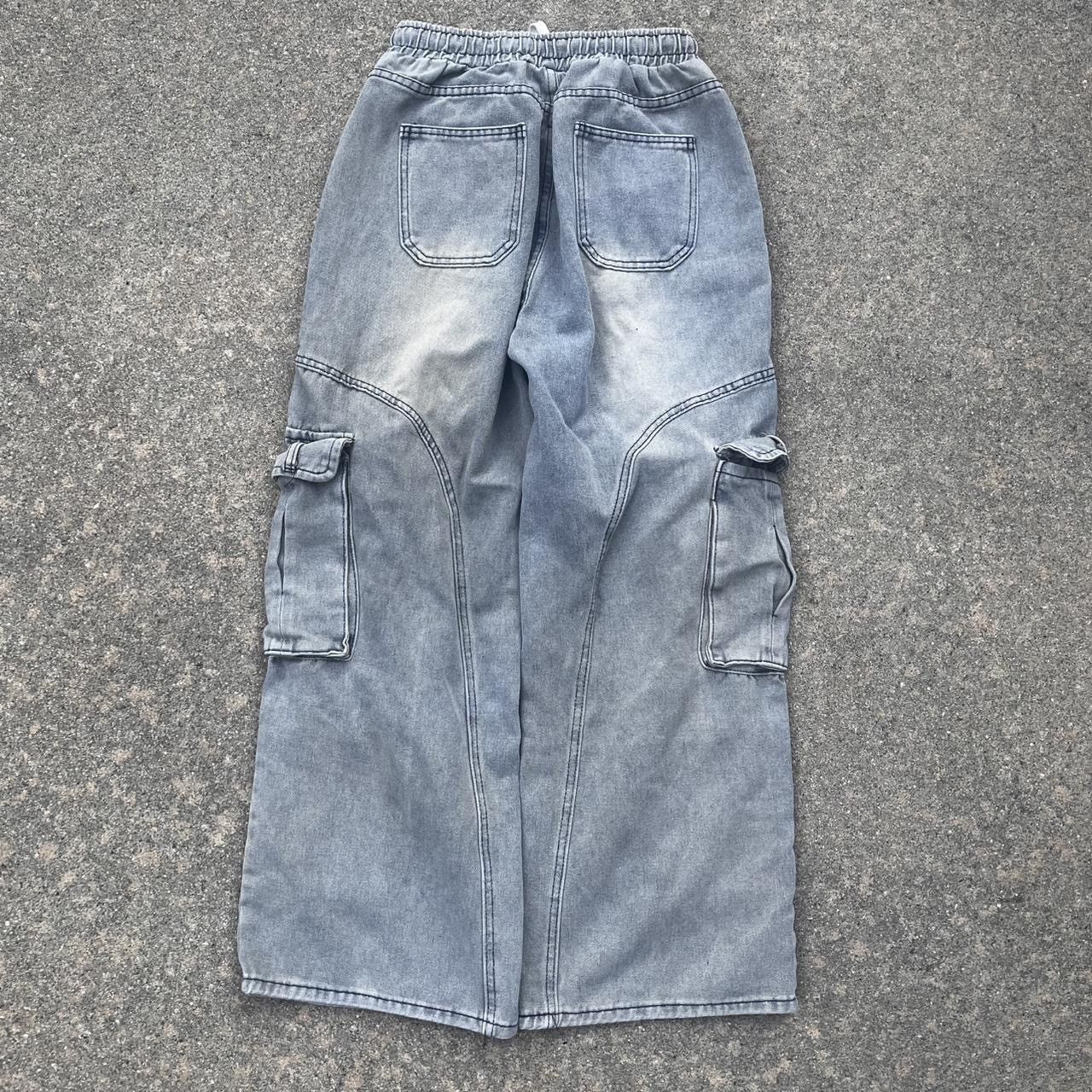 Stone washed cargo pants
