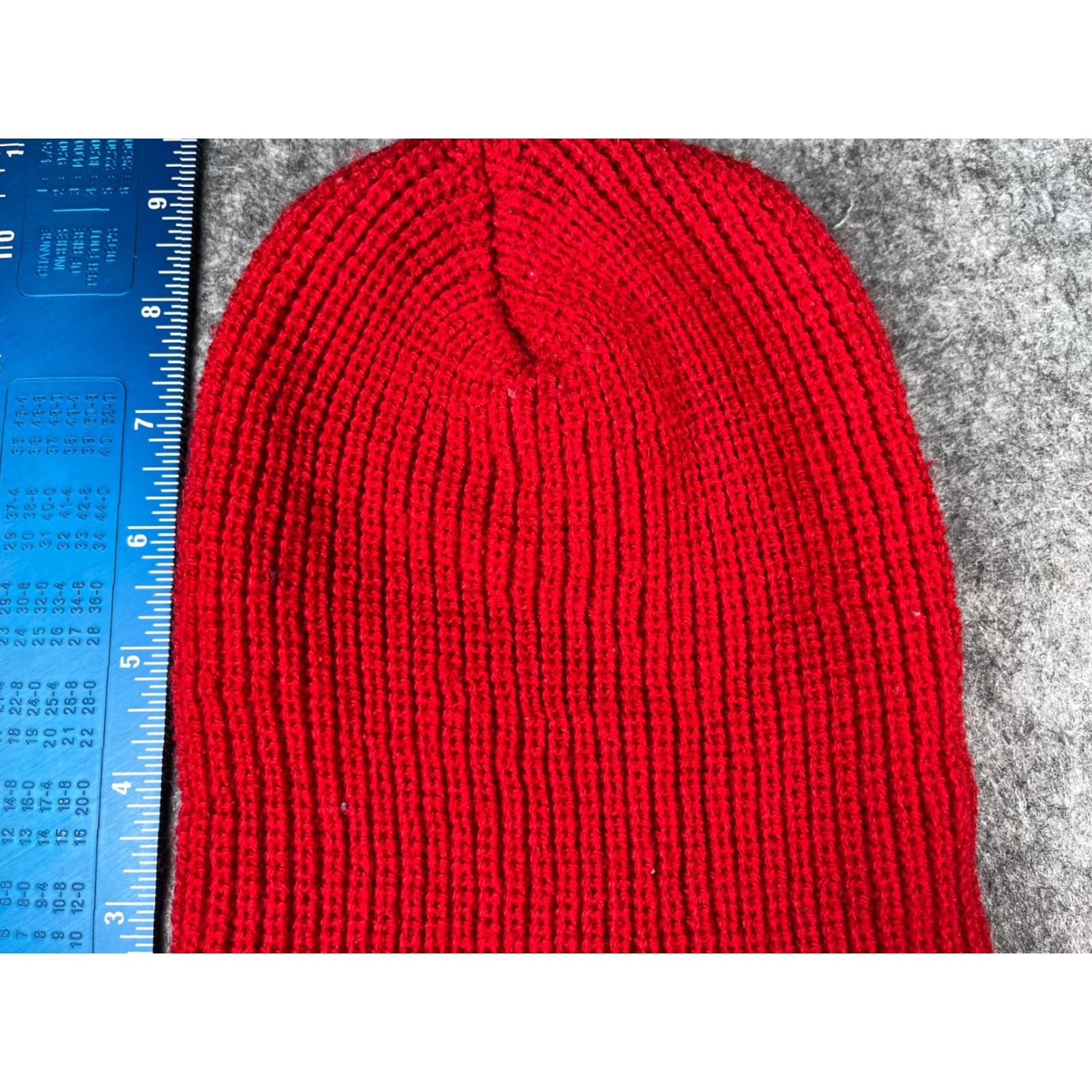 Doublet Beanni e Toque Beanie Hat/Cap Unbranded Adult One Size Red Acrylic Knit Ski Theme Winter Casual Travel Men s Women s Size ONE SIZE - 3 Thumbnail