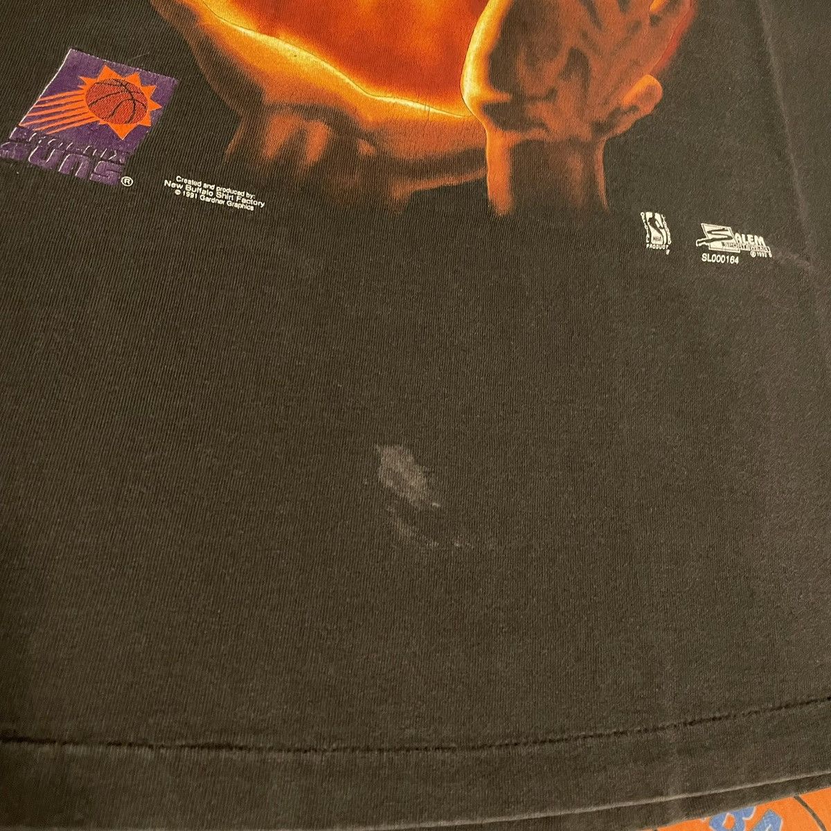 NBA × Salem Sportswear × Vintage Vintage 1991 NBA Phoenix Suns Flame Graphic Basketball Tee Size US L / EU 52-54 / 3 - 5 Thumbnail