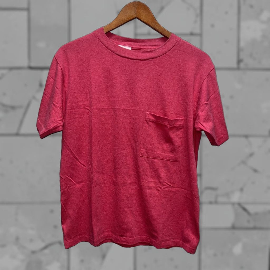 Dickies VINTAGE Dickies Pink Pocket T-Shirt Unisex Adults M USA Size M Pink Stitch Shirt Mens Womens Size US M / EU 48-50 / 2 - 1 Thumbnail