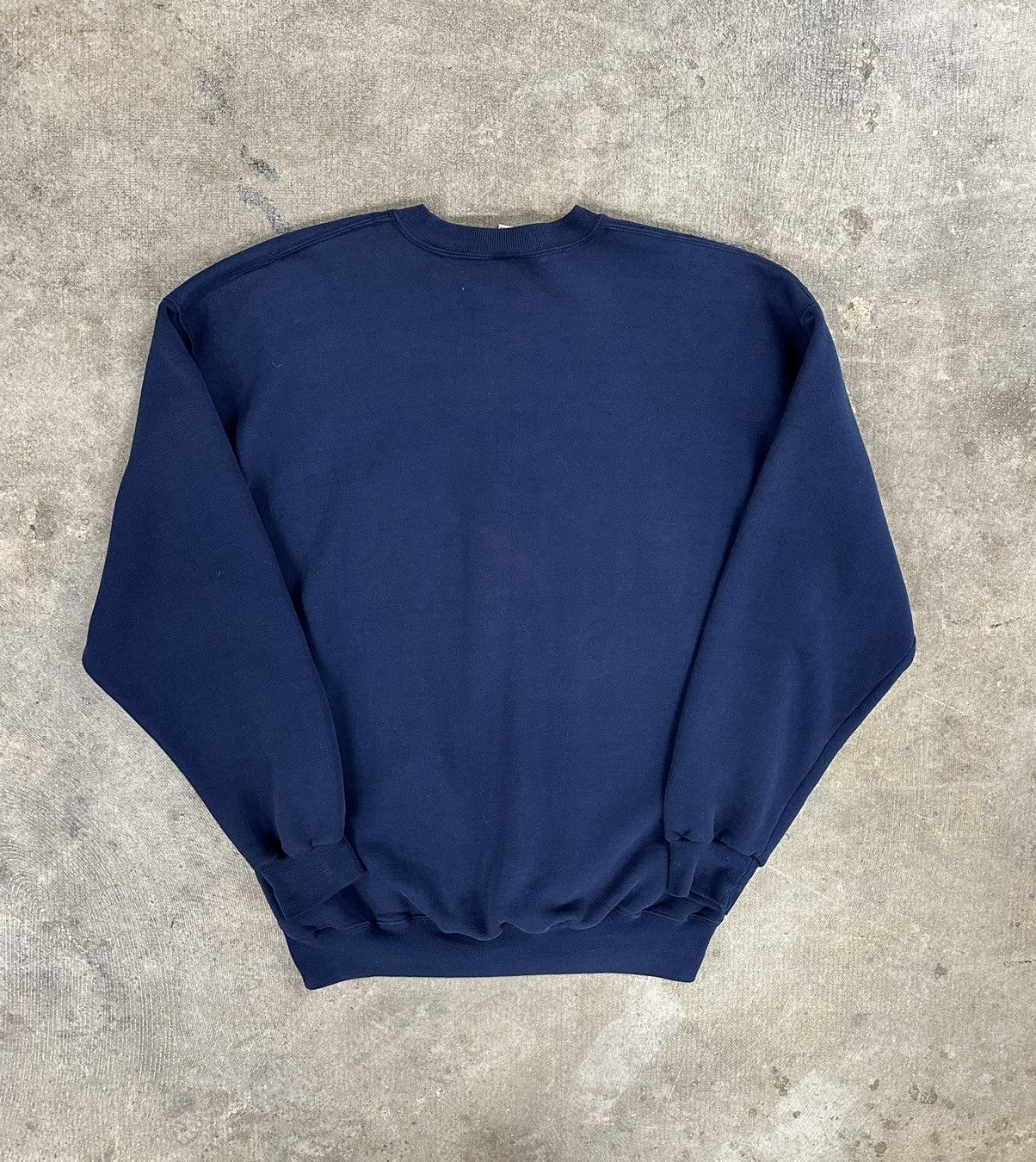 Russell Athletic × Vintage Vintage 90s Russell Athletic Navy Blue Sweatshirt Size US XL / EU 56 / 4 - 2 Thumbnail