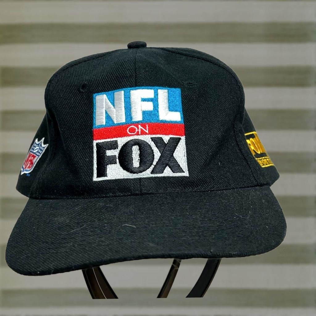 NFL VINTAGE NFL Hat Black Embroidered Logo Secret Idenditee Sports NFL on Fox Hat Snapback Black Embroidered Logo Vintage Mens One Size Baseball Cap Size ONE SIZE - 1 Thumbnail