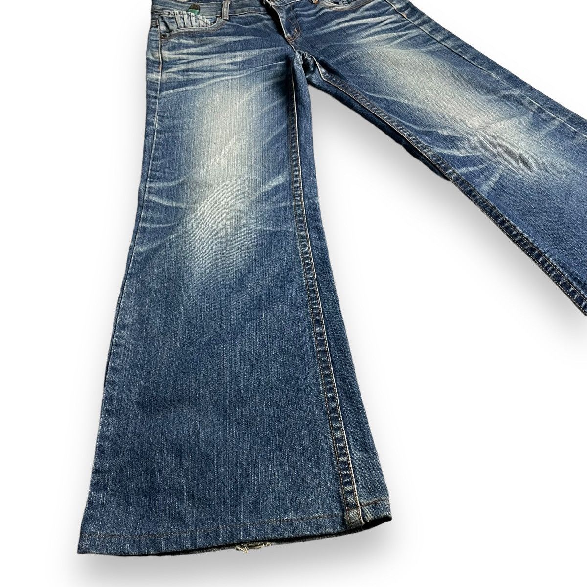 Le Grande Bleu (L.G.B.) SUPER FLARE VINTAGE CODY BLUE 6 POCKETS WASHED DENIM PANTS Size US 30 / EU 46 - 5 Thumbnail