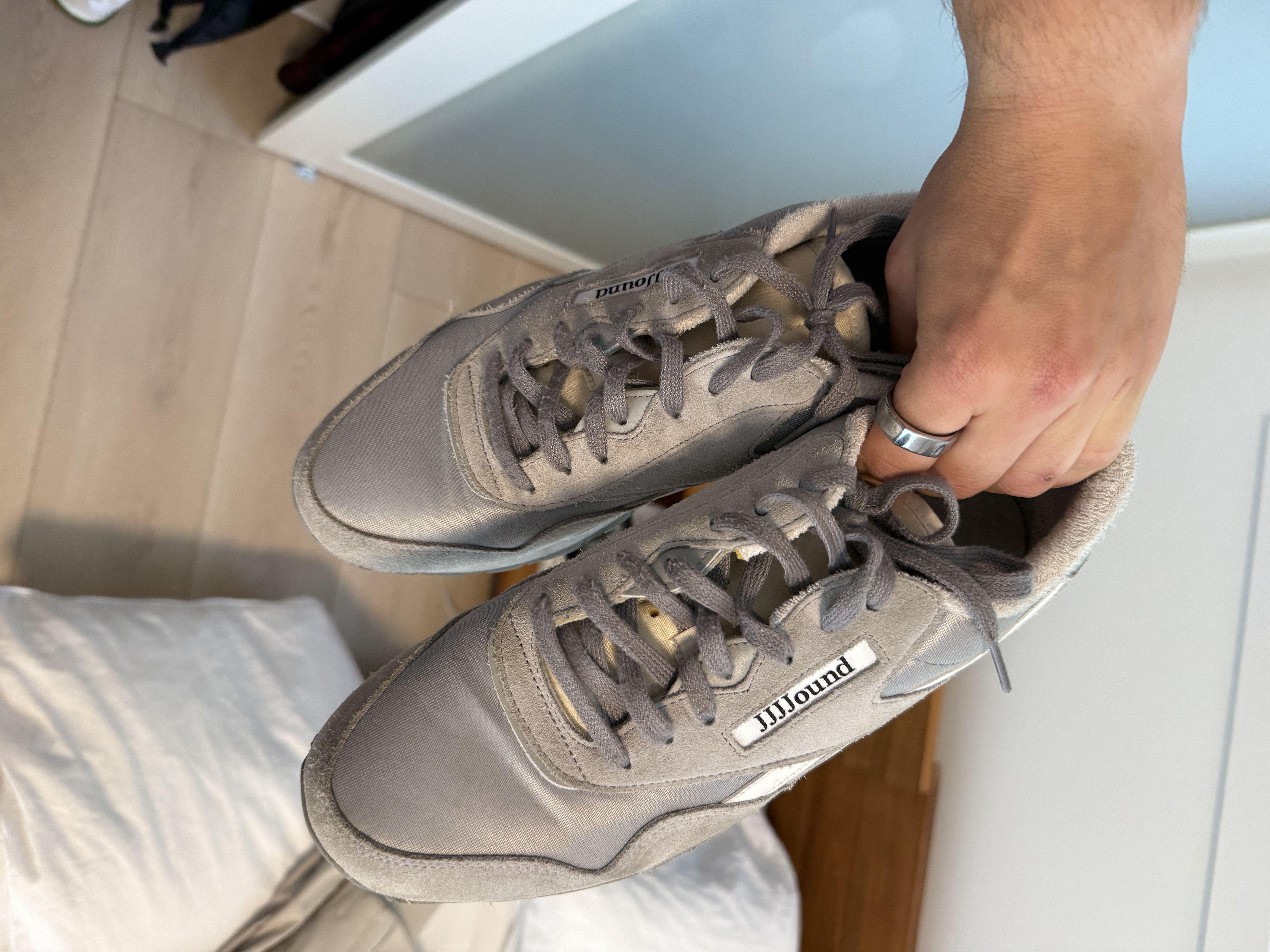 JJJJound × Reebok JJJound x Reebok Sneakers (Grey, 11) Size US 11 / EU 44 - 2 Thumbnail