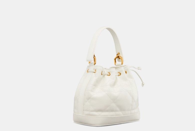 Dior o1w1db10225 Size: OS / M2780UN Jolie Bucket Bag in White Size ONE SIZE - 1 Thumbnail