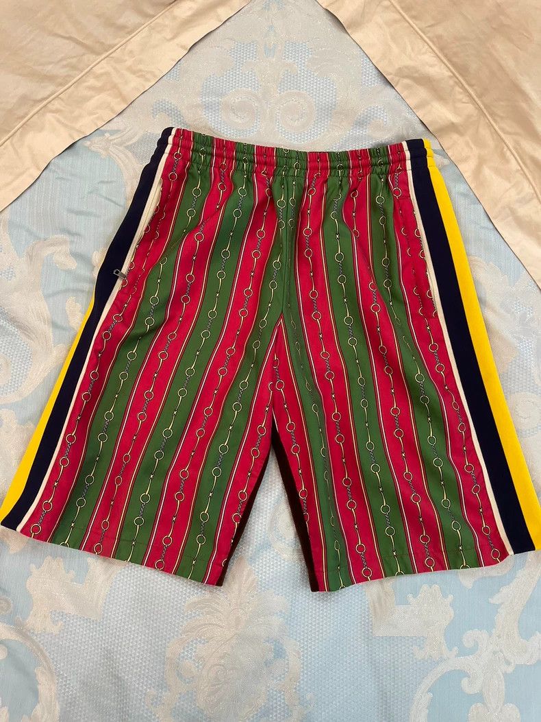 Gucci Gucci Size S Short 2502-Nextarrow Size US 30 / EU 46 - 1 Thumbnail