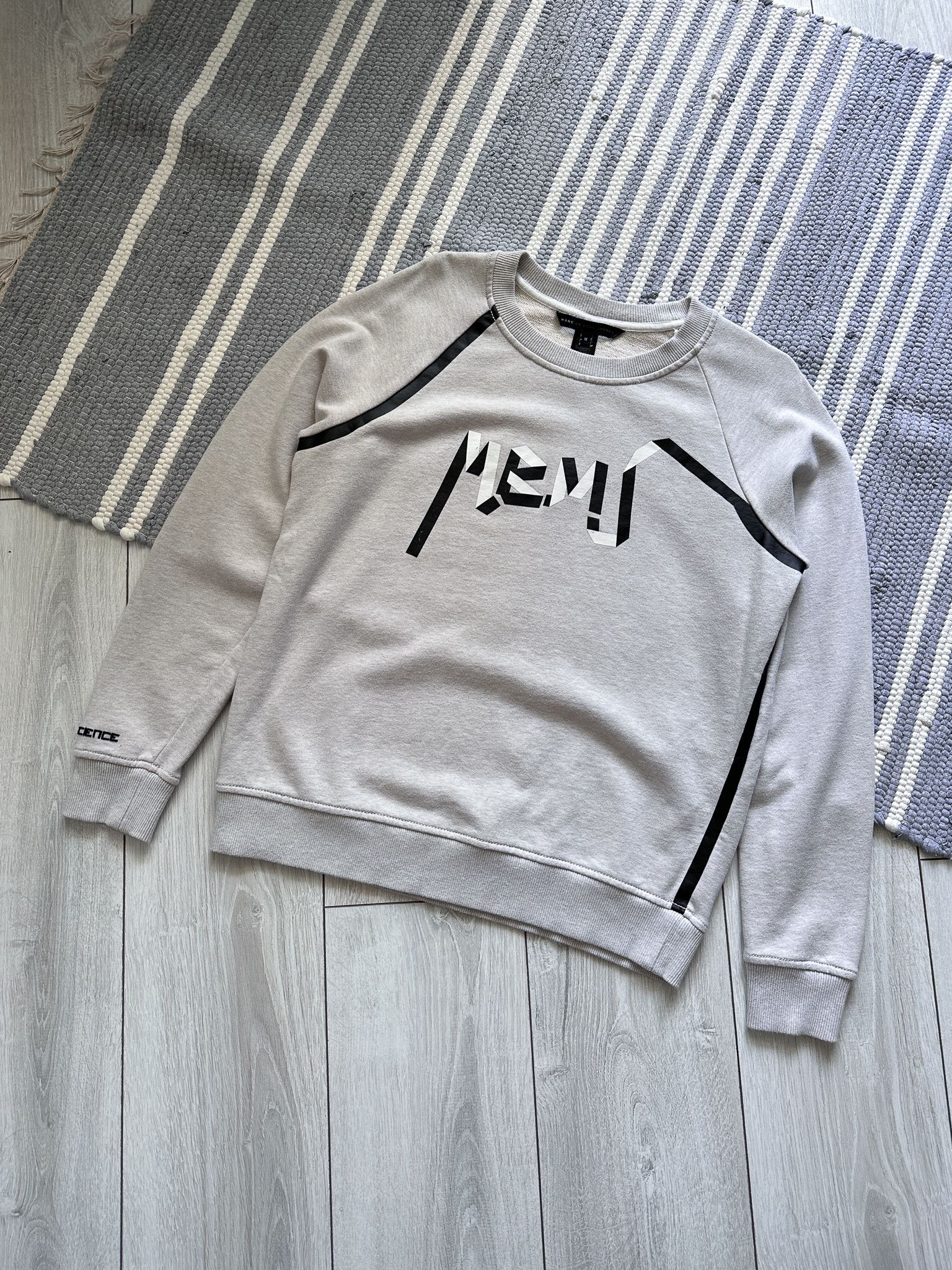Marc by Marc Jacobs Marc By Marc Jacobs Sweatshirt Size M / US 6-8 / IT 42-44 - 1 Thumbnail