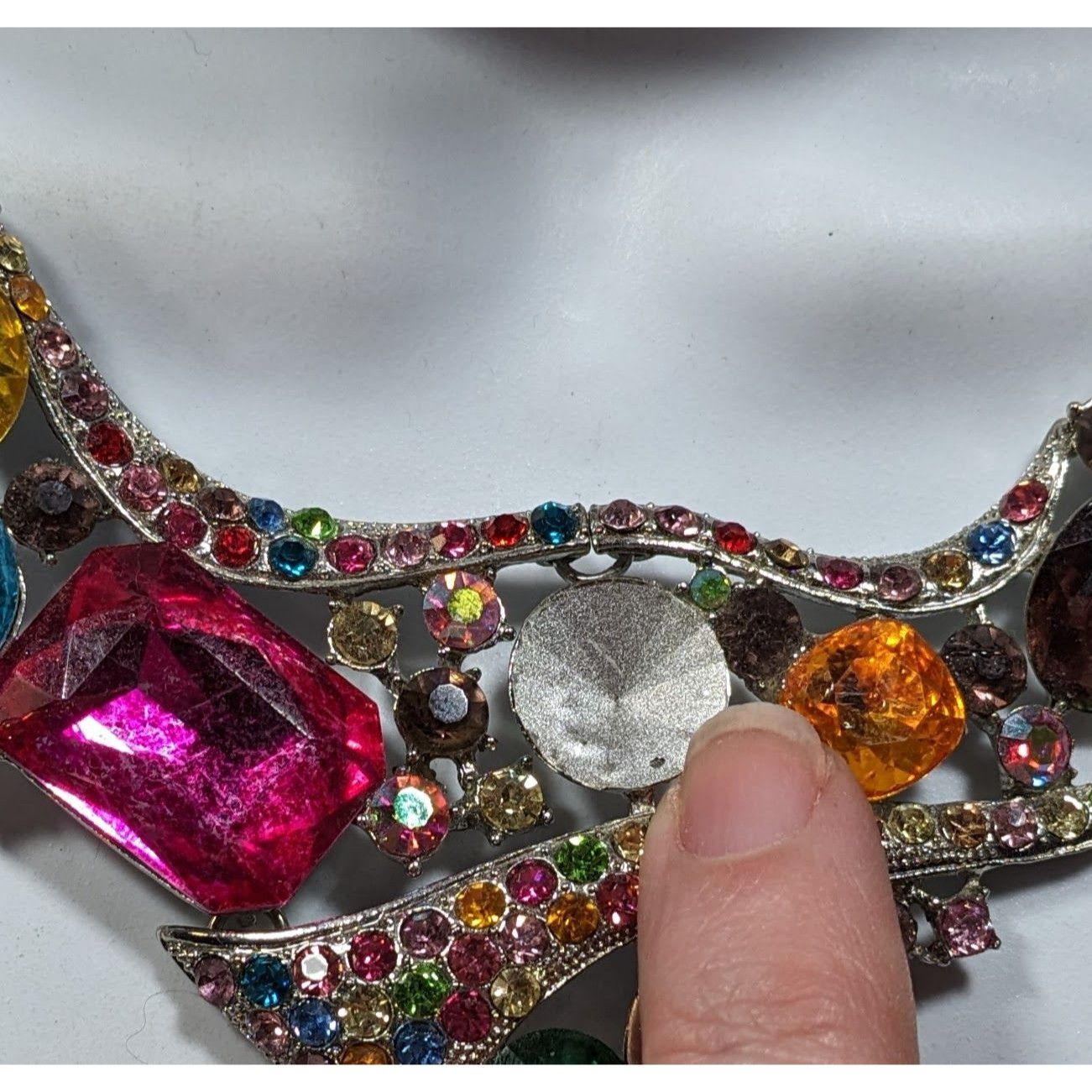 Other Whimsical Glamorous Rainbow Gemmed Collar Necklace Size ONE SIZE - 6 Thumbnail