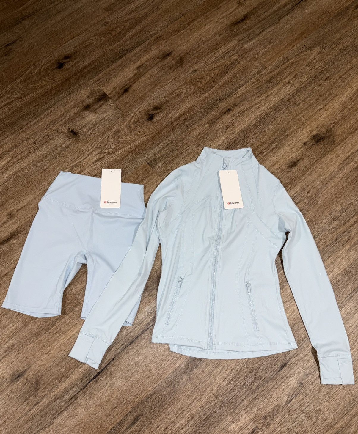 Lululemon Lululemon Light Blue Jacket and Biker Shorts Set Size L / US 10 / IT 46 - 1 Thumbnail