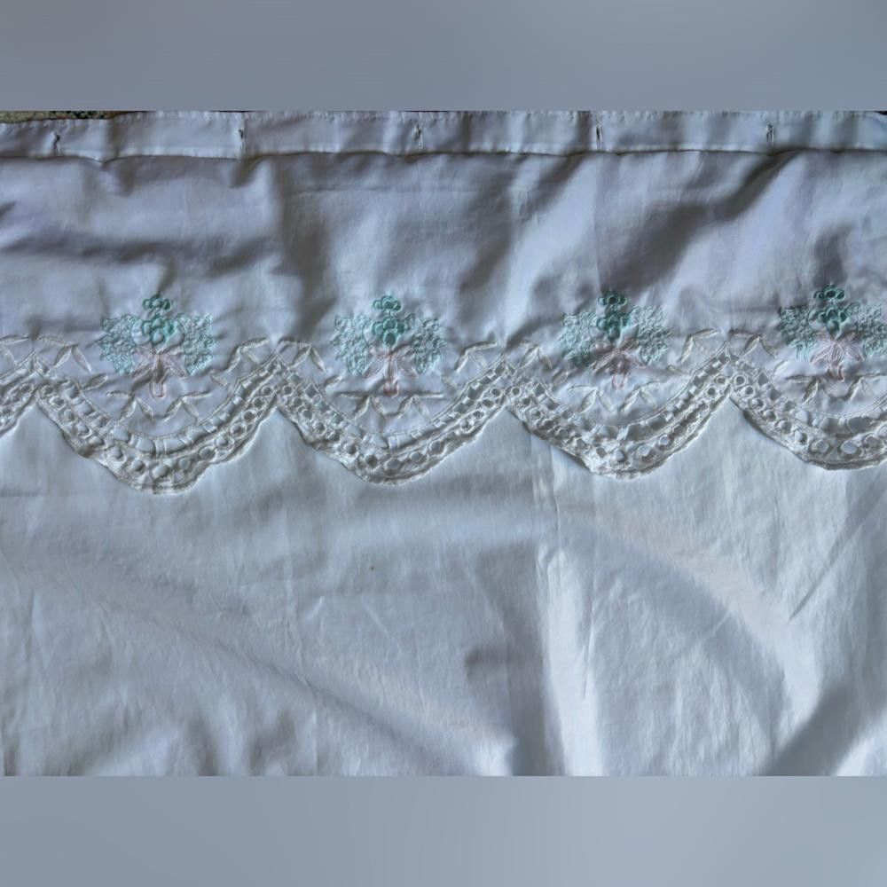 Designer Rare Vintage Shower Curtains with Short Window Curtains Size ONE SIZE - 5 Thumbnail