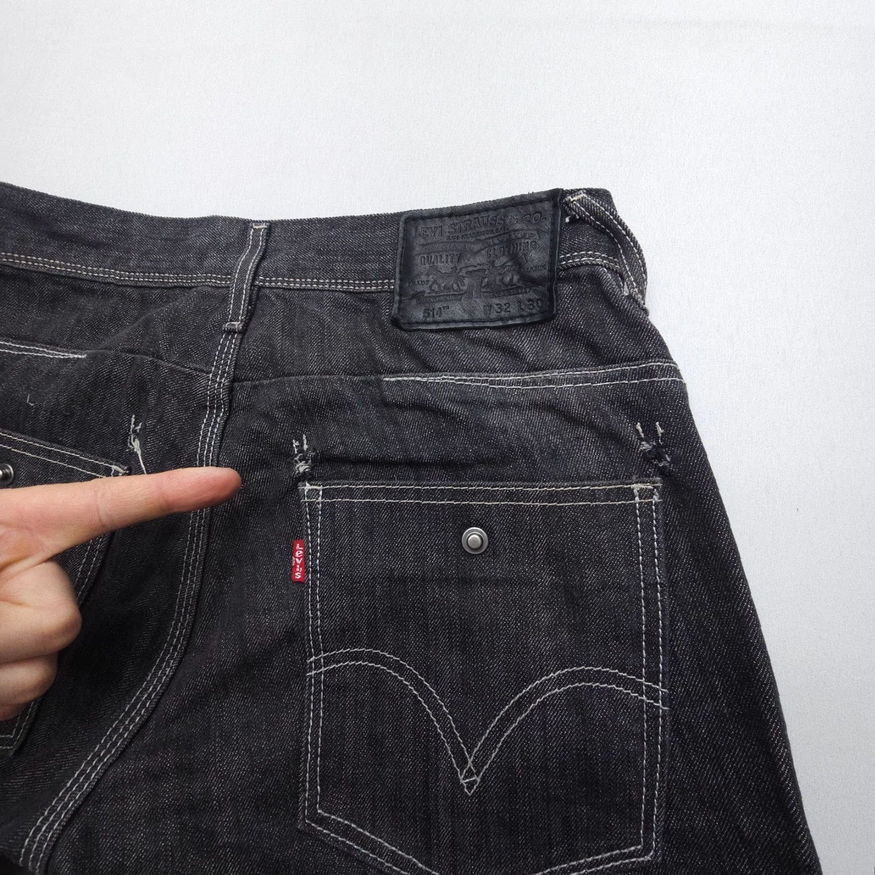 Levi's Levi's 514 Slim Straight Jeans Mens 32 x 29 Denim Black 2000s Y2K Vintage Theme American Jeans 5-Pocket Mens Size US 32 / EU 48 - 7 Thumbnail