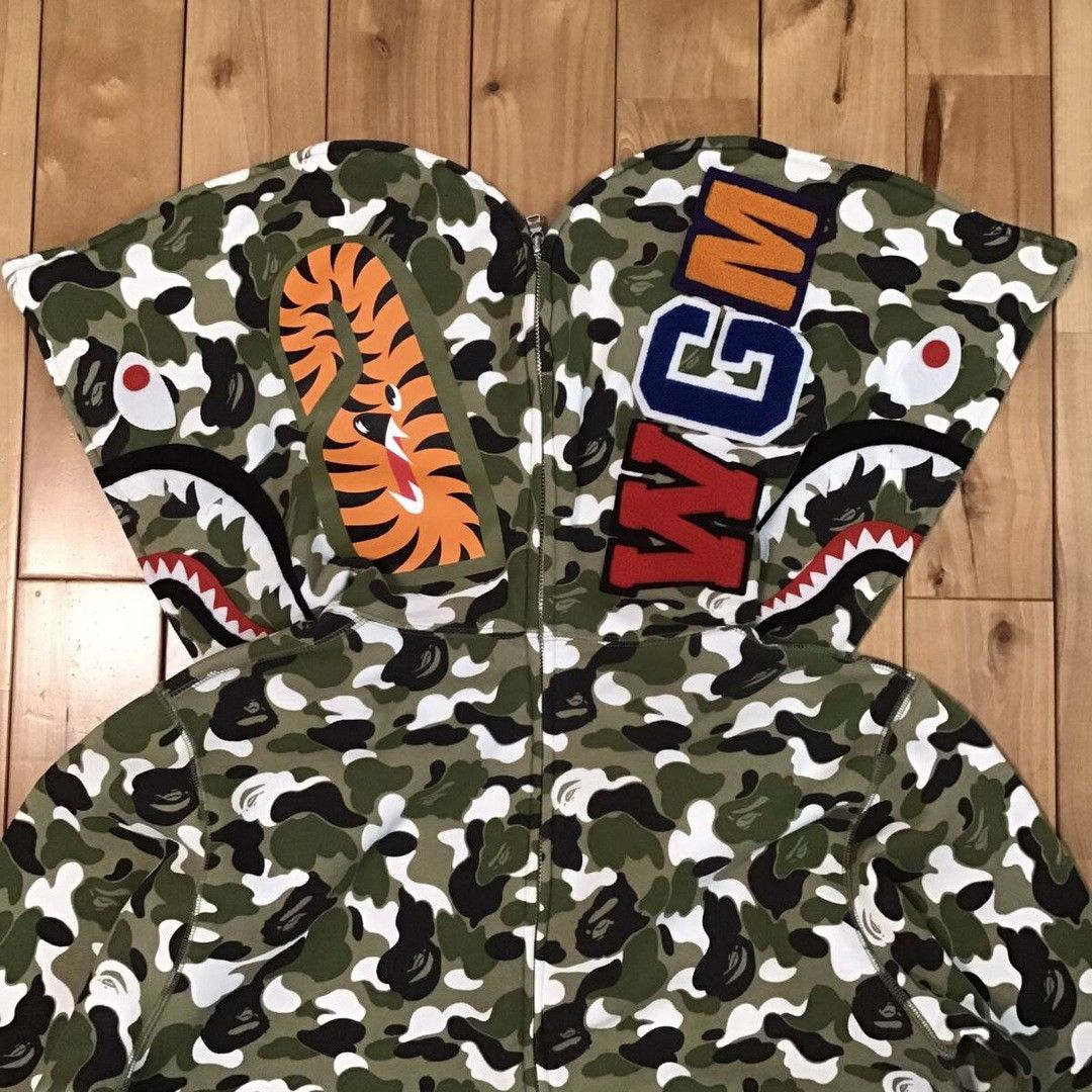 Bape × Japanese Brand 2024 🔥ZOZO Color Camo🔥 BAPE Separate shark full zip hoodie Size US M / EU 48-50 / 2 - 3 Thumbnail