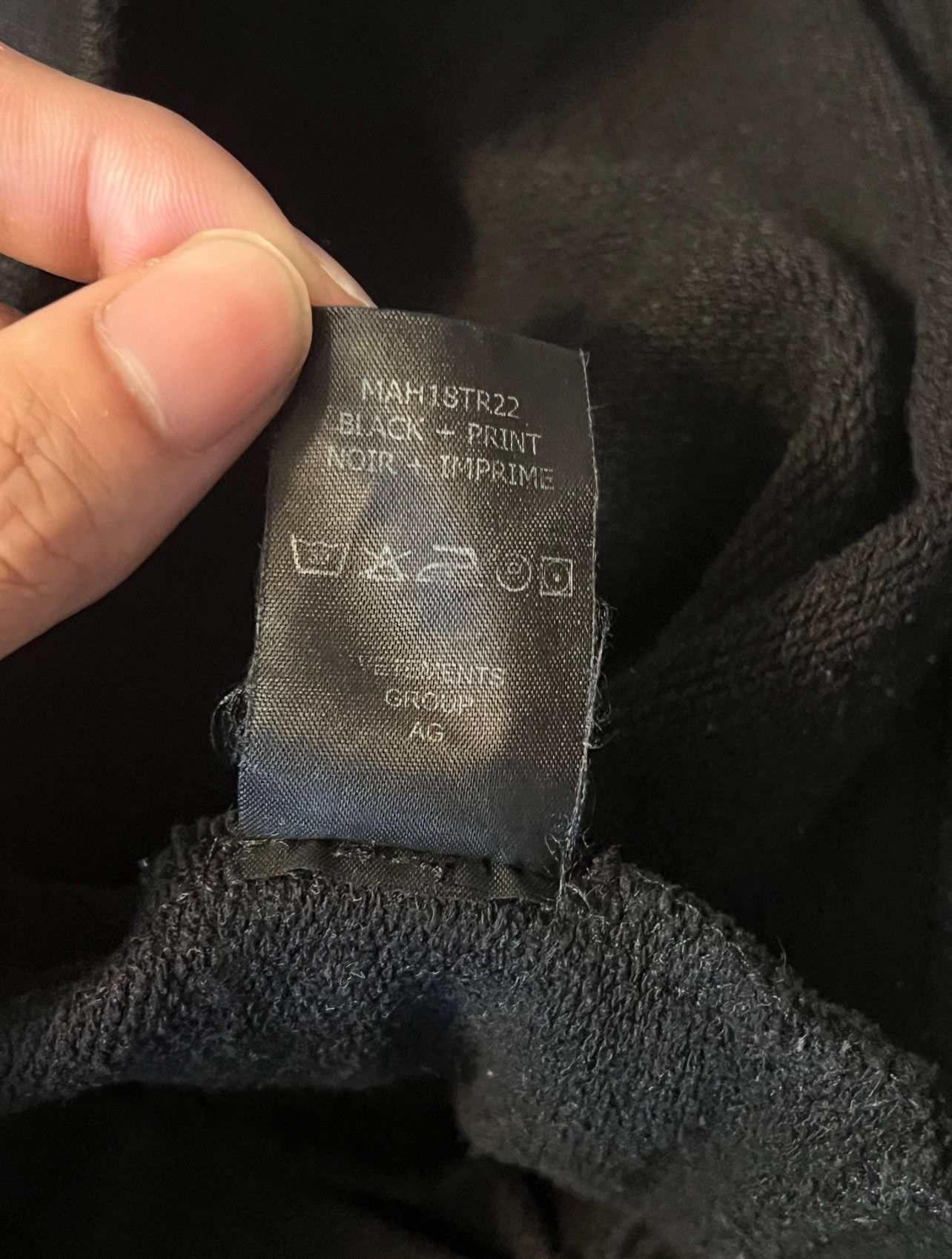 Vetements Vetements FW18 Black Antwerpen Split Hoodie Size US S / EU 44-46 / 1 - 7 Thumbnail